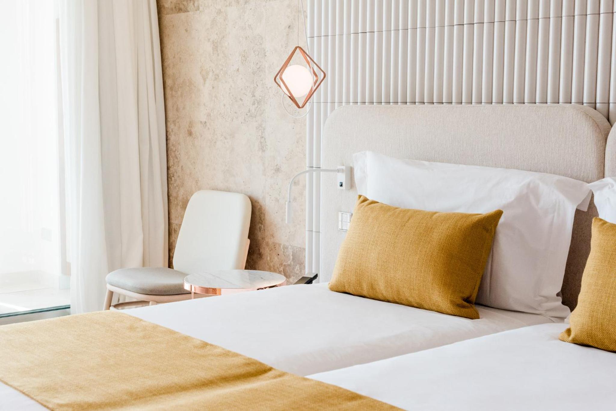 Premier Double Room & SPA access - Photo 6