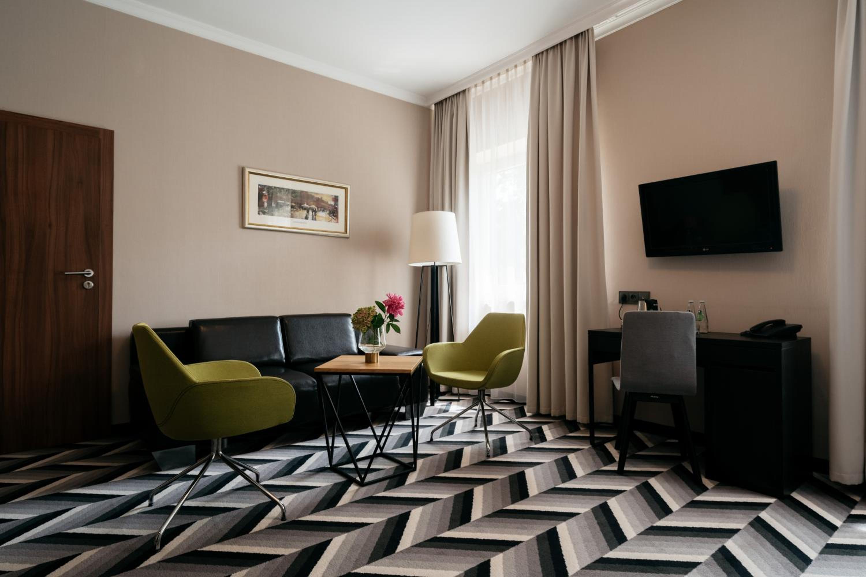 Triple Room - Photo 7