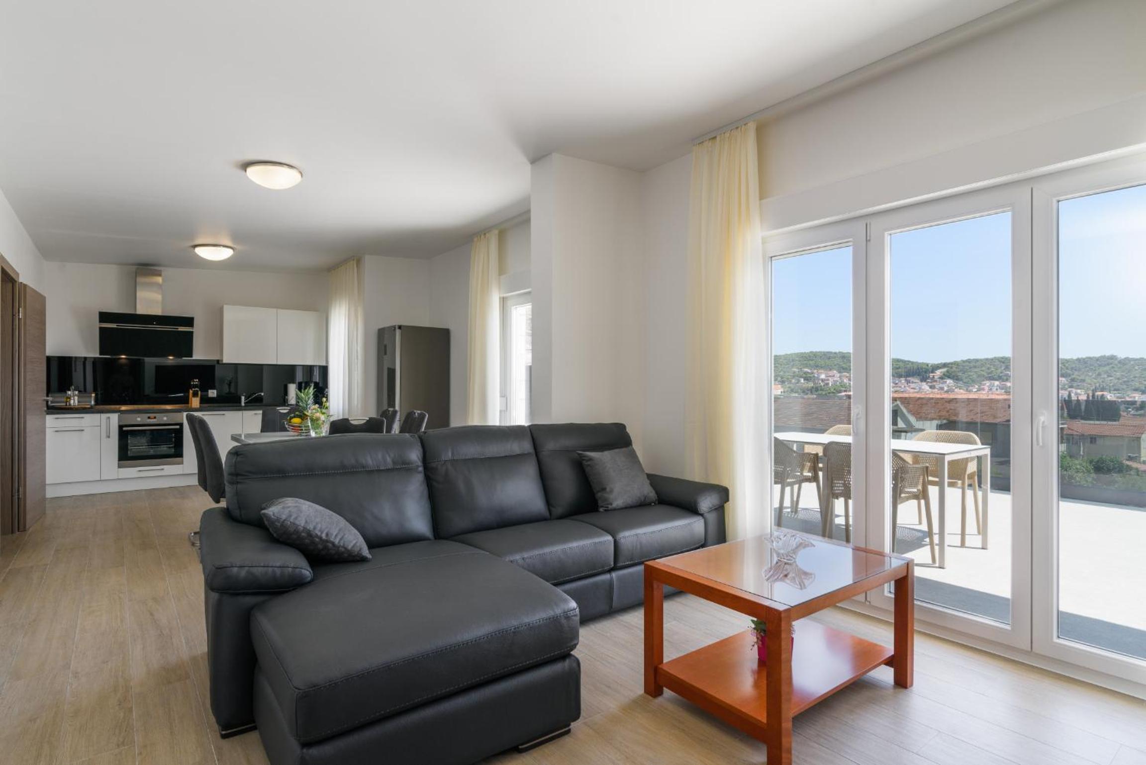 Apartment with Sea View