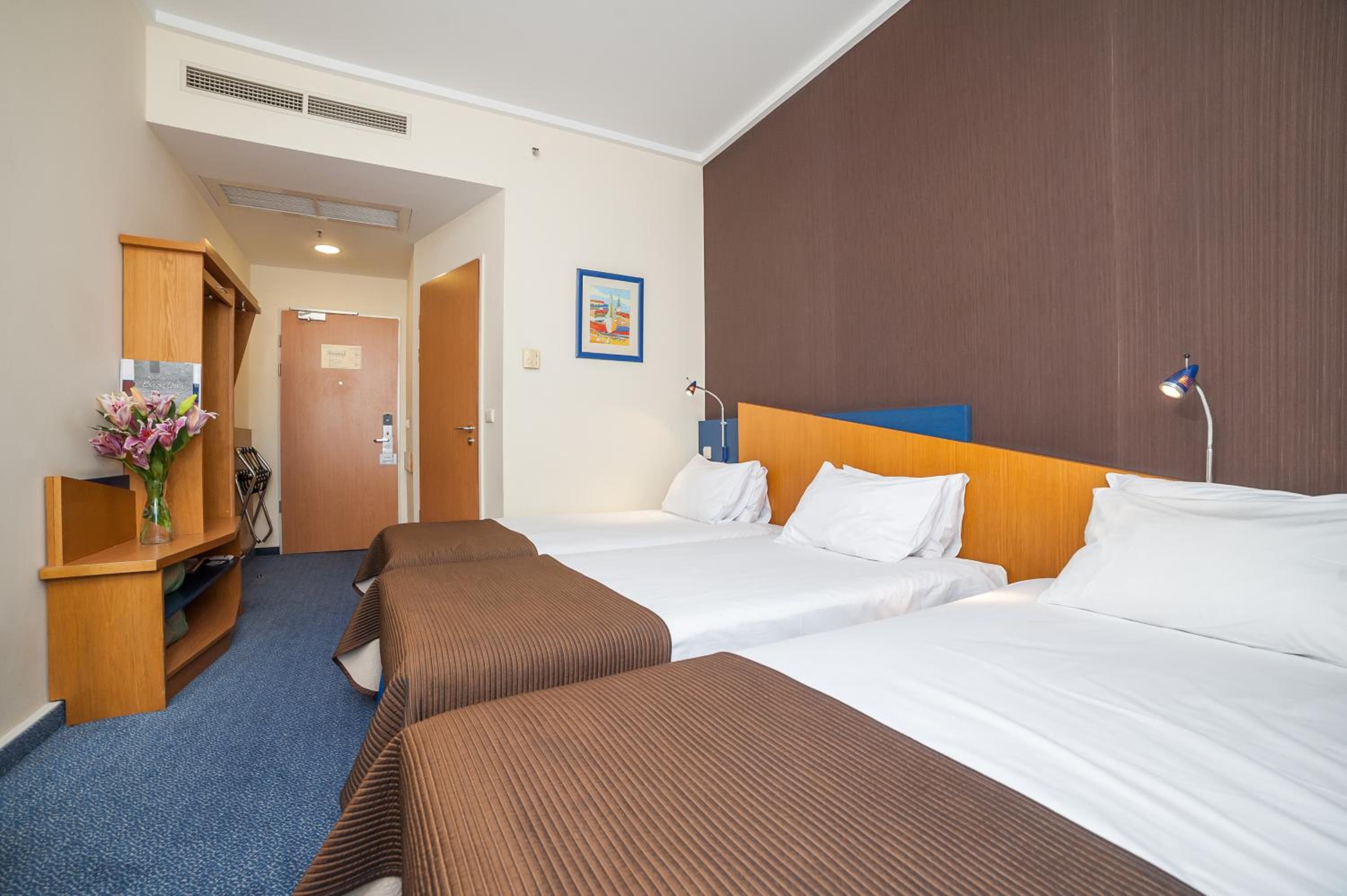 Triple Room - Photo 2