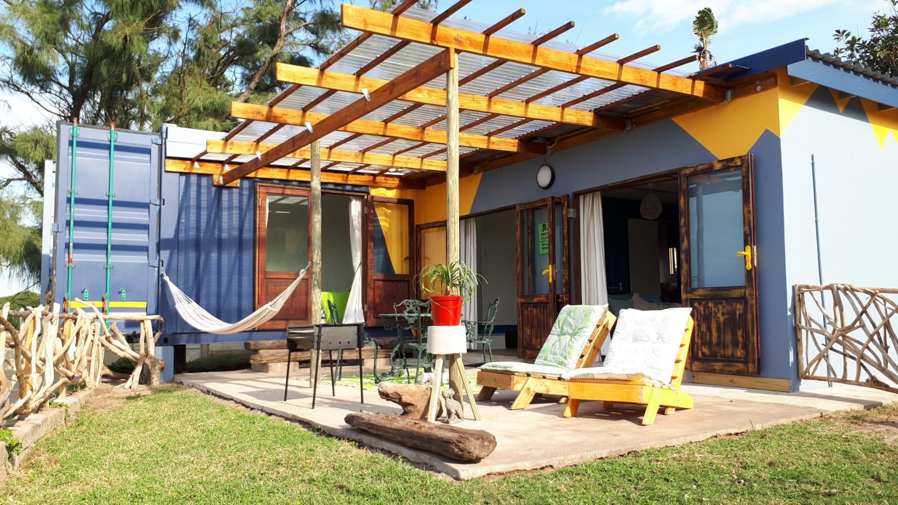 Two-Bedroom House - Photo 36