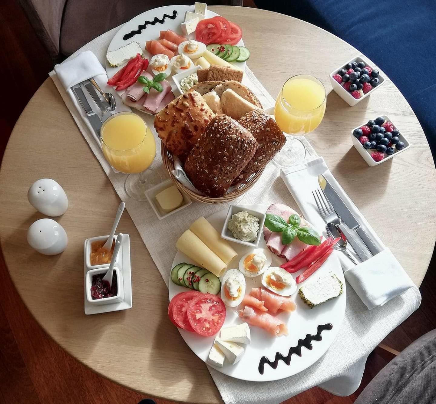 Double Room - Photo 6