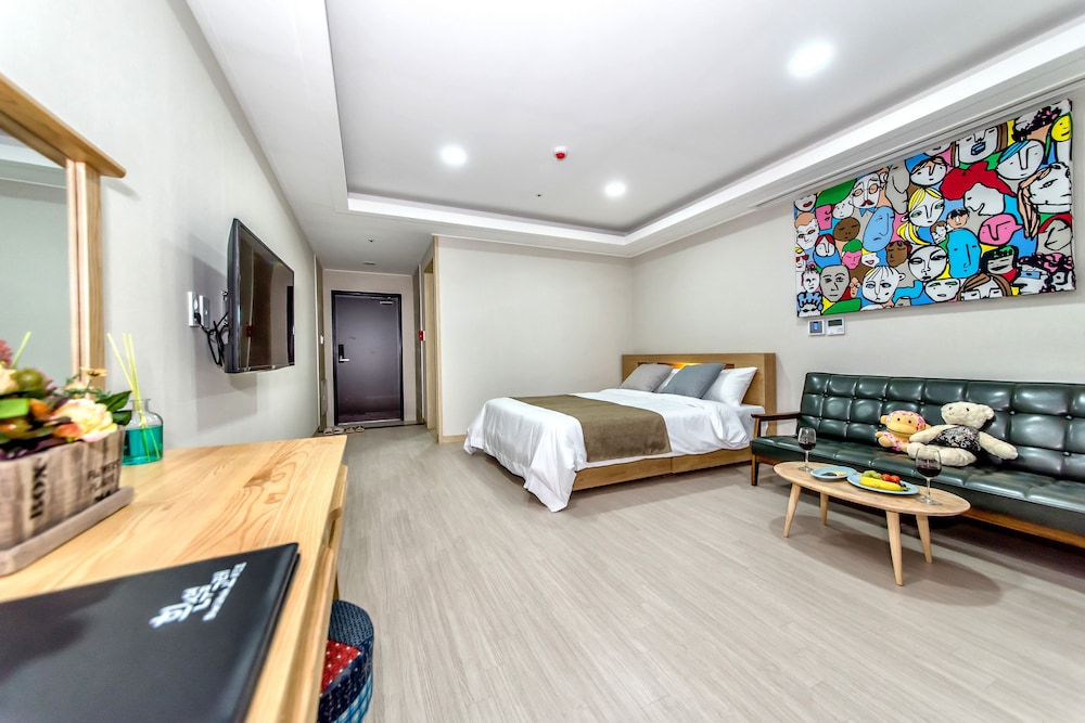 Standard Double Room - Photo 1