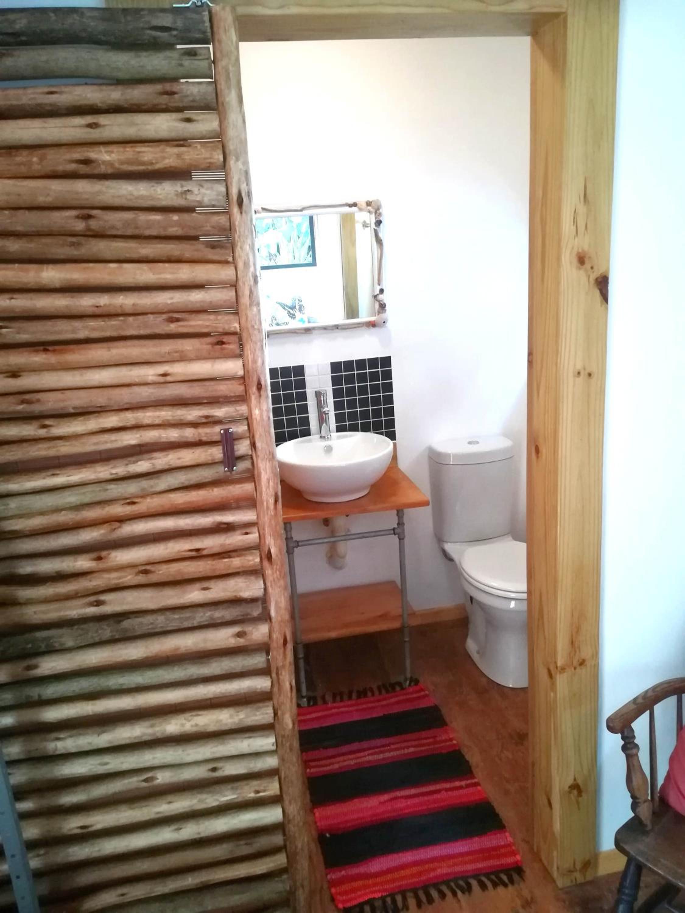 Two-Bedroom House - Photo 39