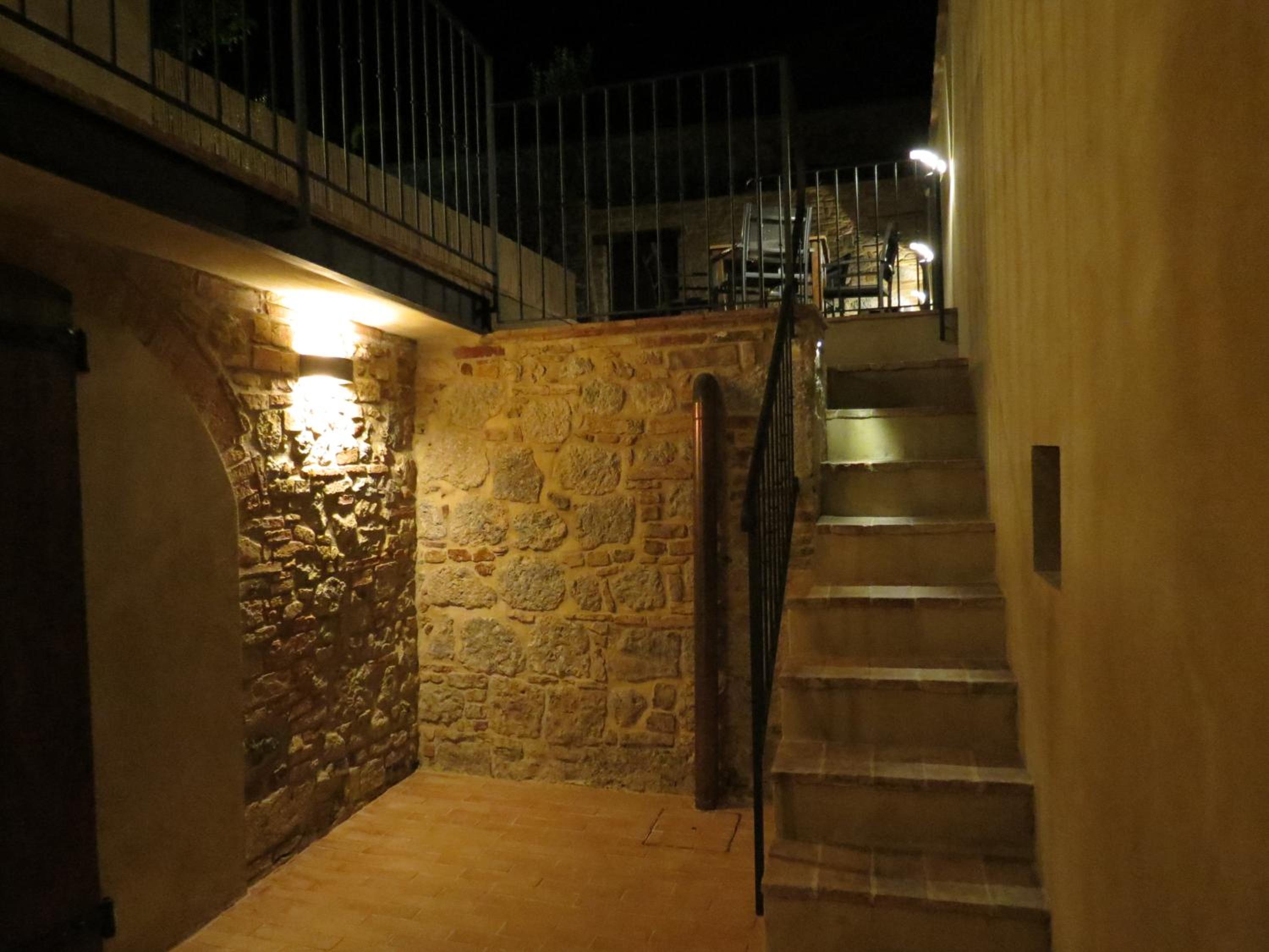Two-Bedroom Apartment - Photo 40