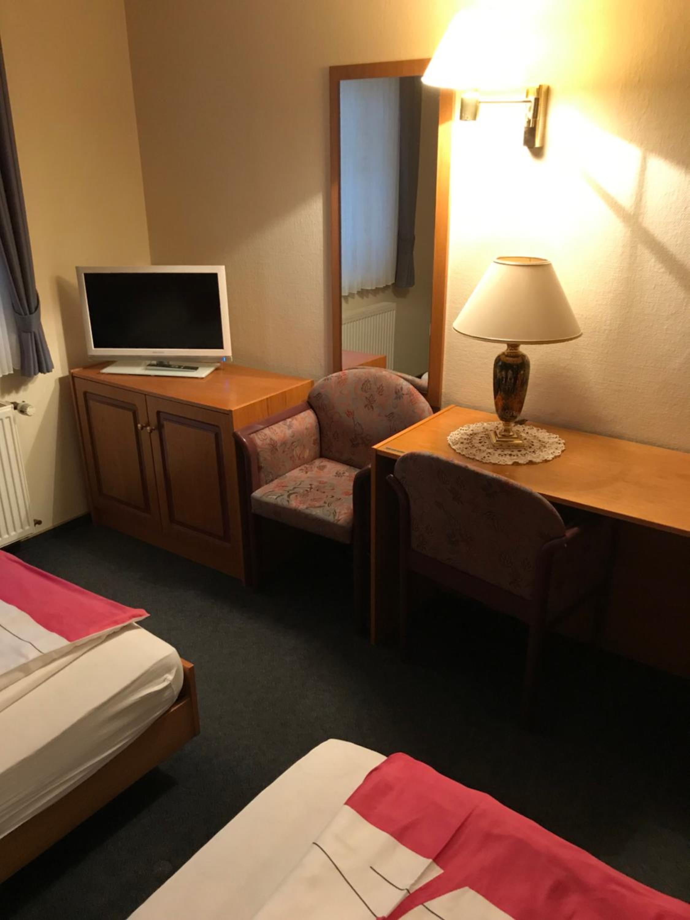 Double Room With Private Bathroom photo 3