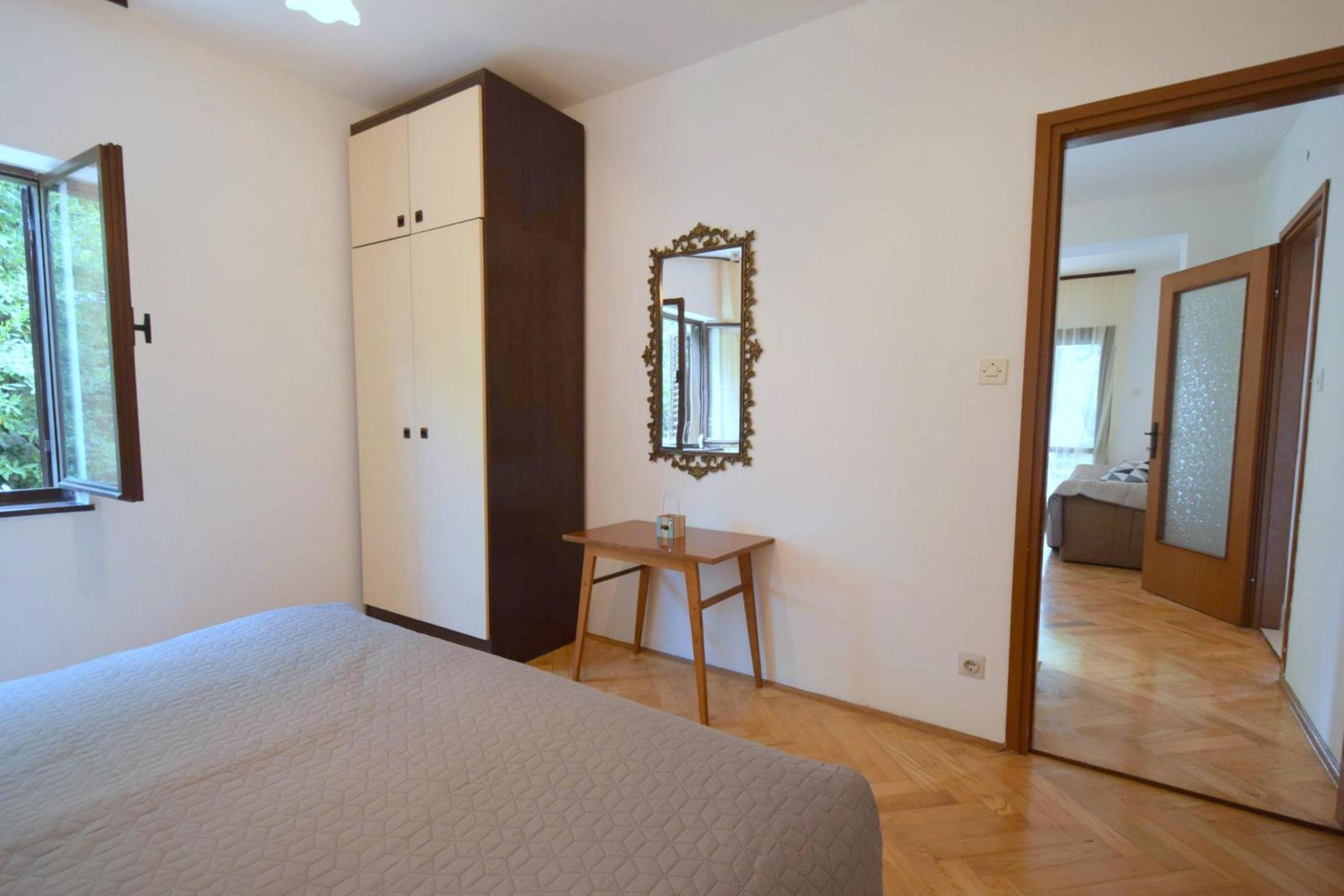 One-Bedroom Apartment Standard