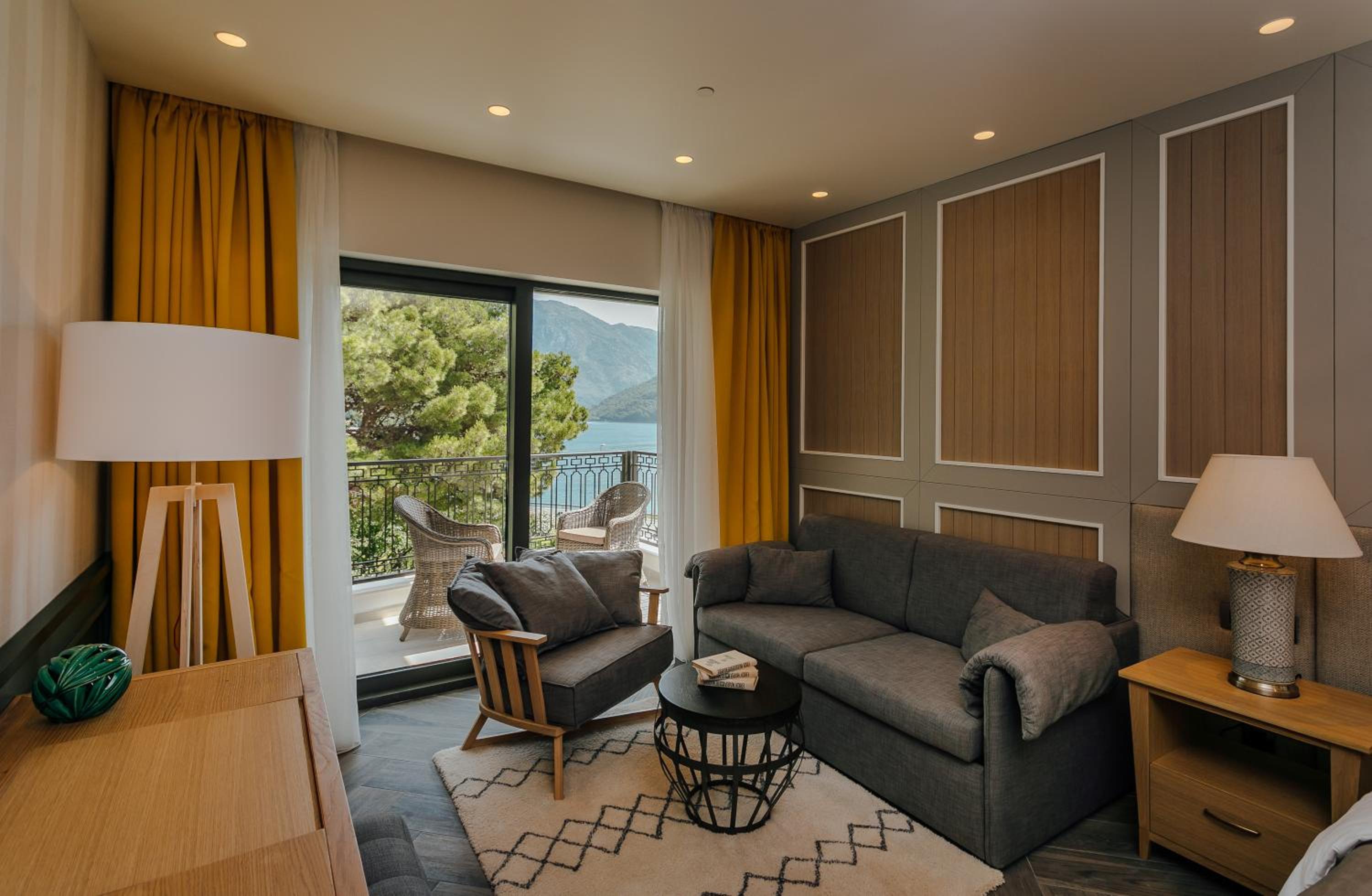 Junior Suite with Side Sea View - Photo 5
