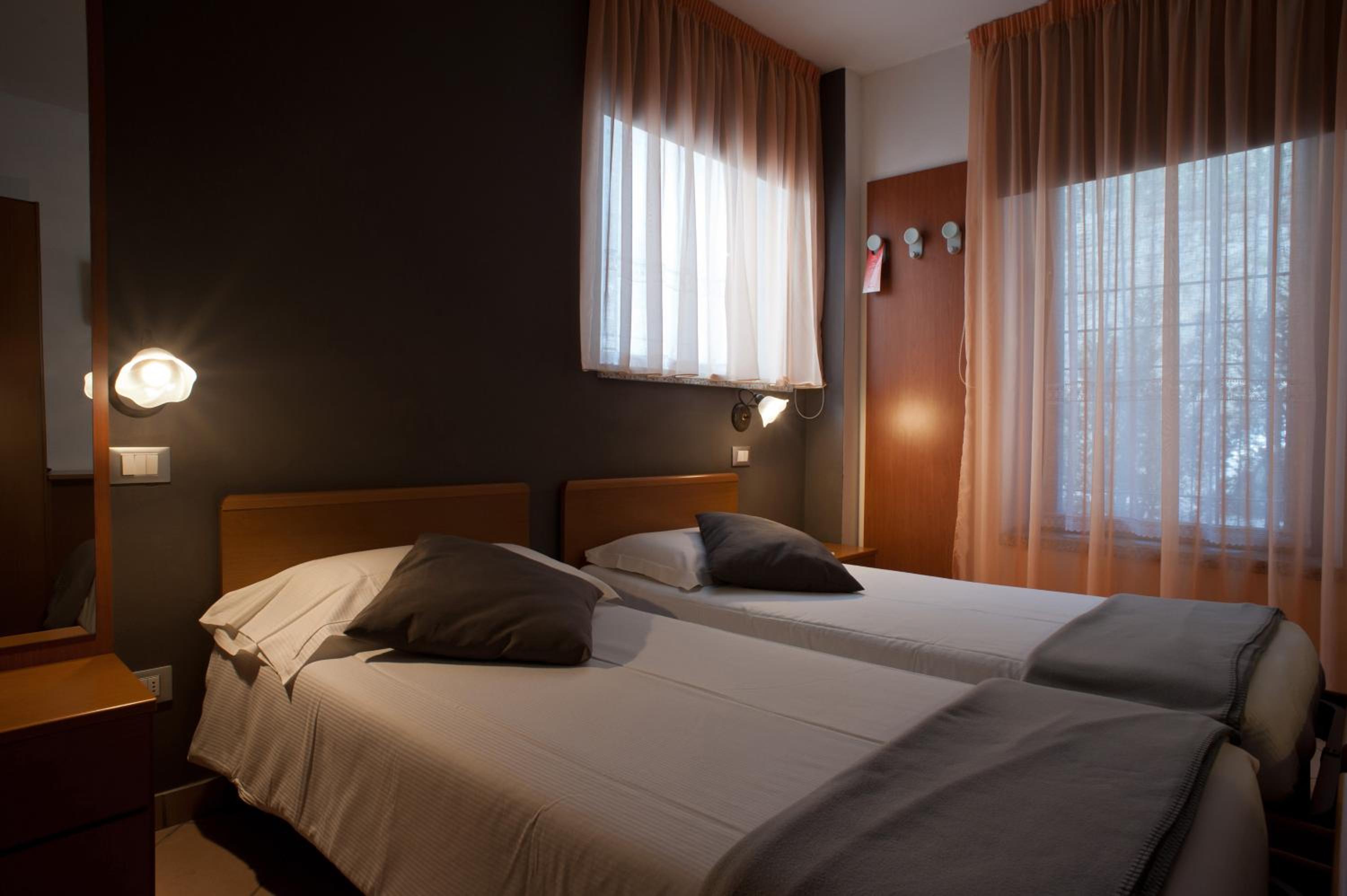 Double Or Twin Room photo 1
