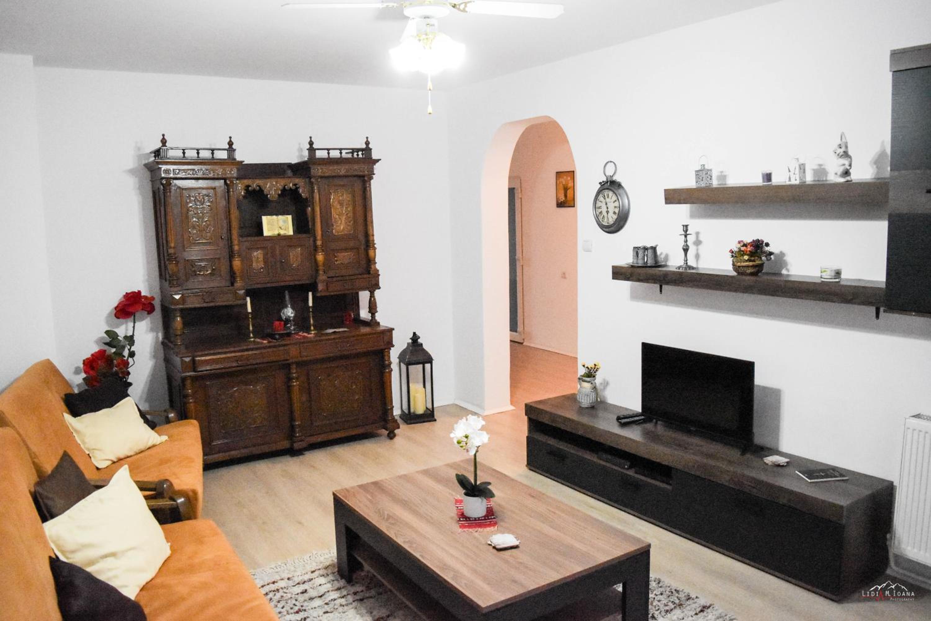 Three-Bedroom Apartment - Photo 1