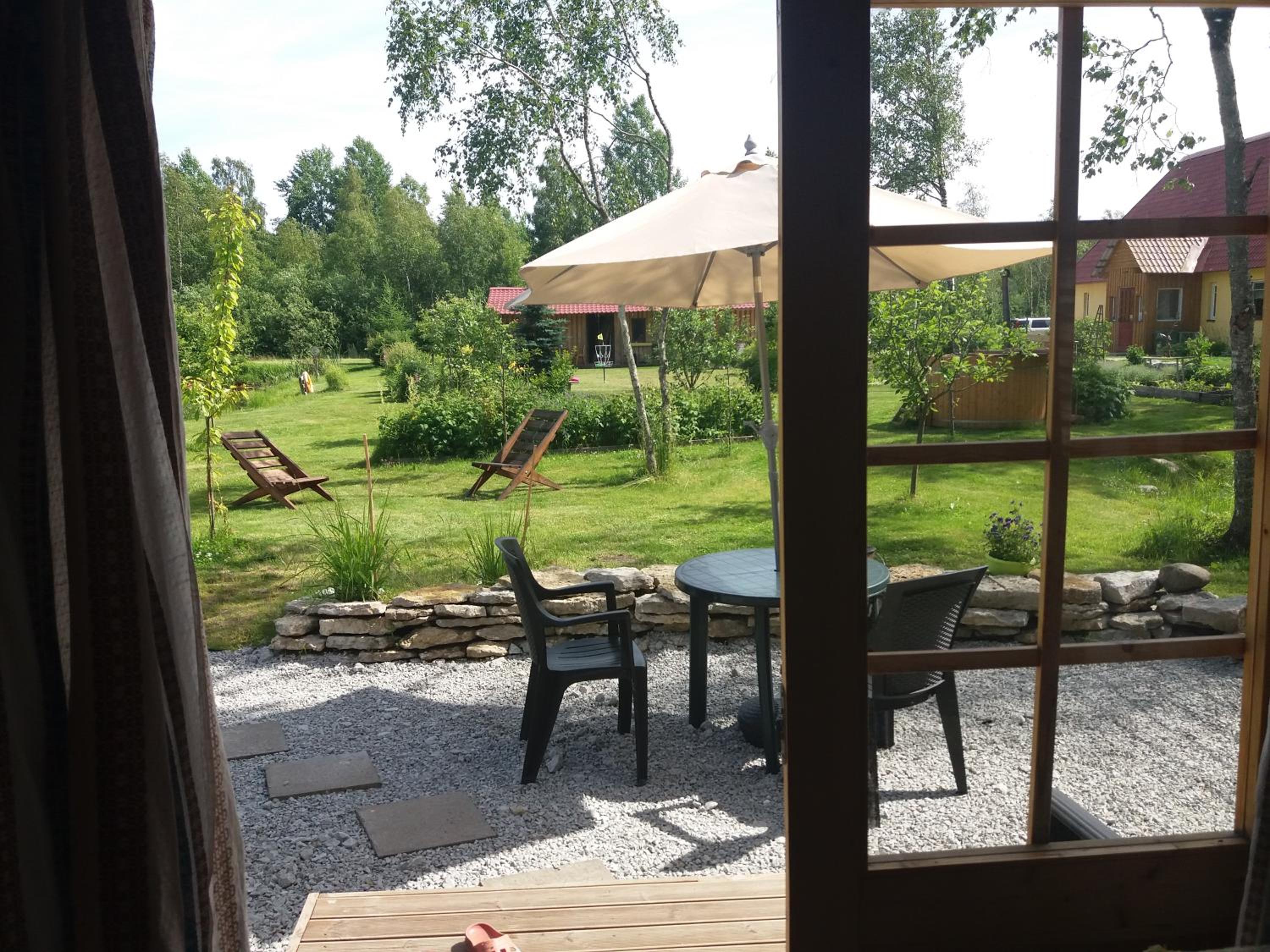 Two-Bedroom House - Photo 10
