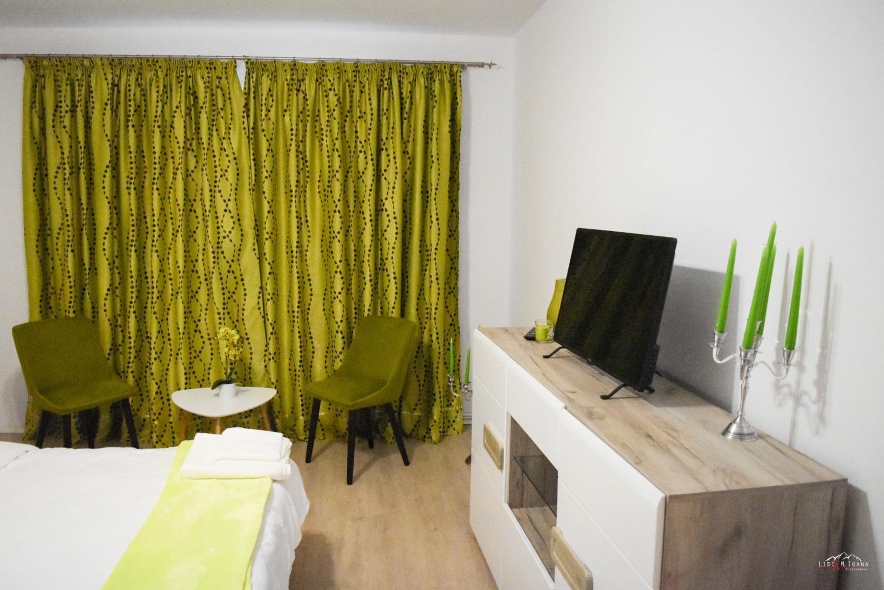 Three-Bedroom Apartment - Photo 18