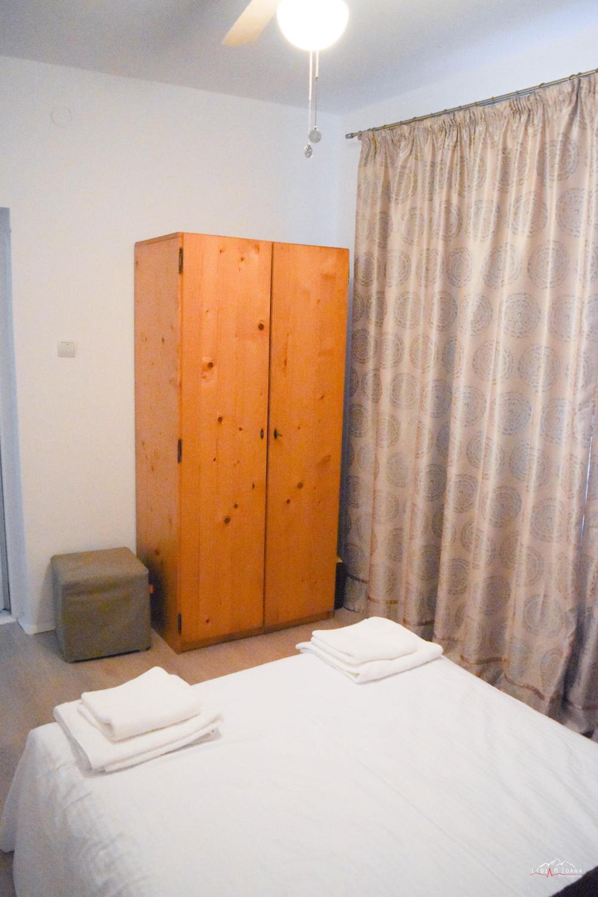 Three-Bedroom Apartment - Photo 20