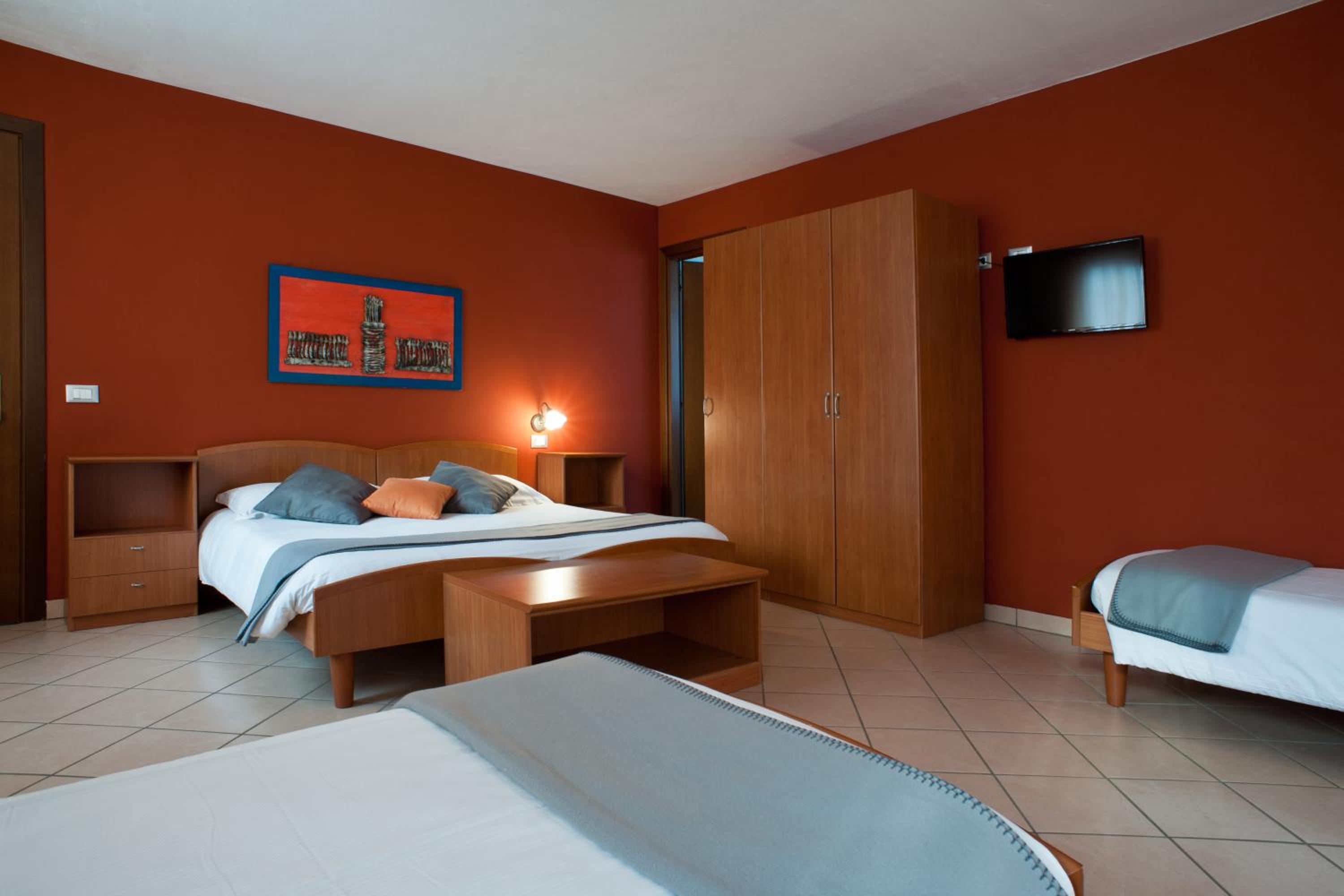 Classic Quadruple Room photo 1