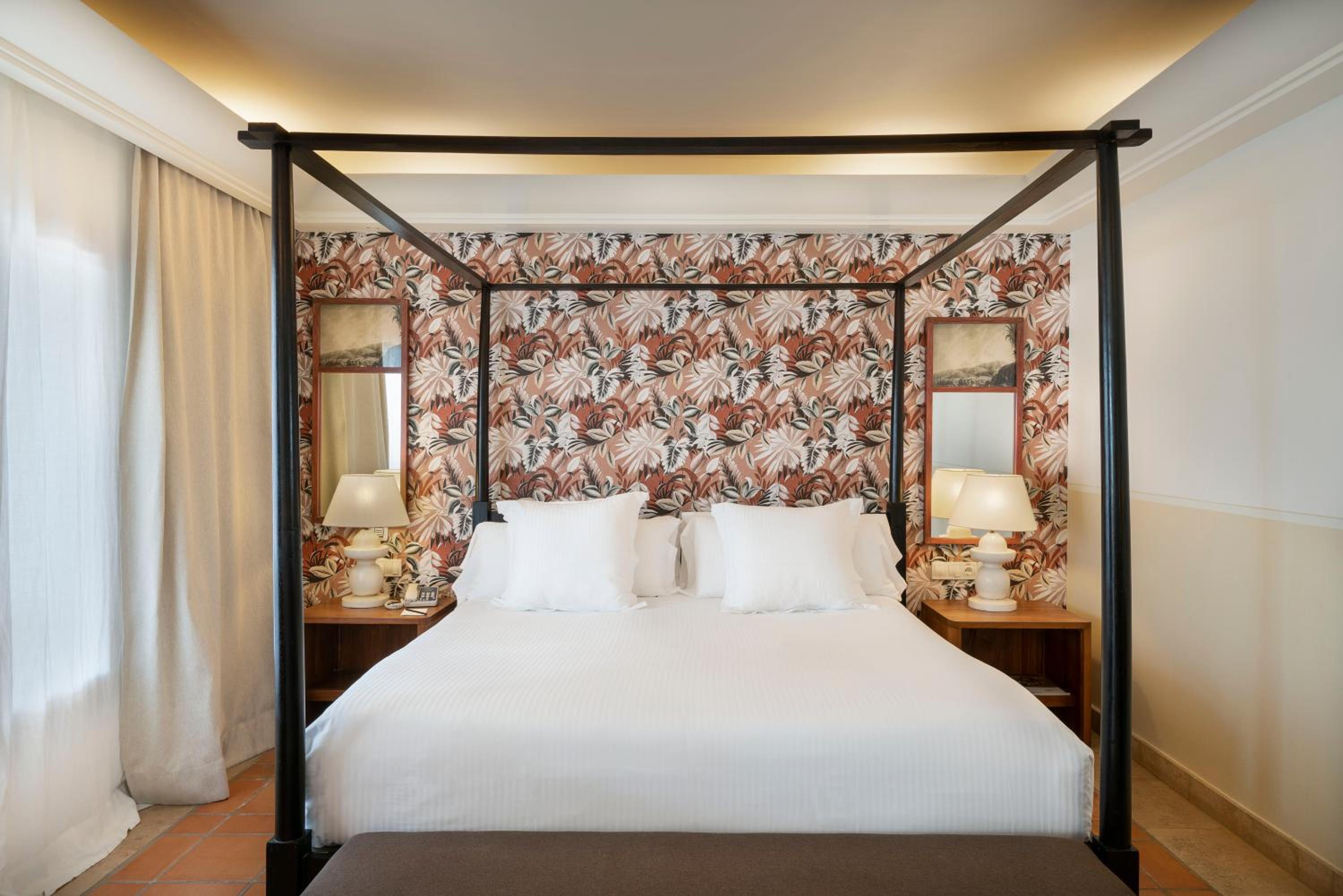 Deluxe Villa with Private Garden