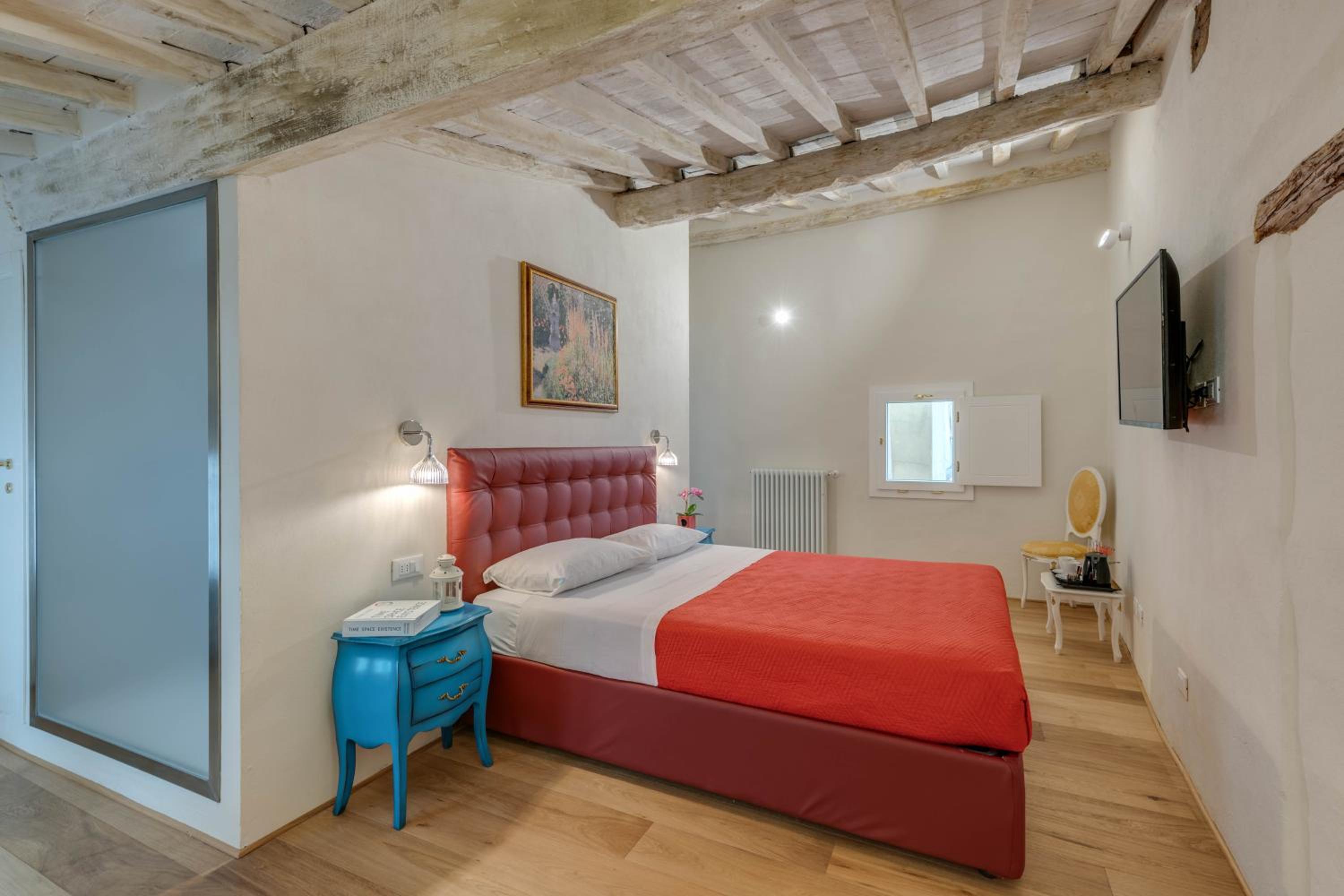 Deluxe Double Room-Alberti photo 2