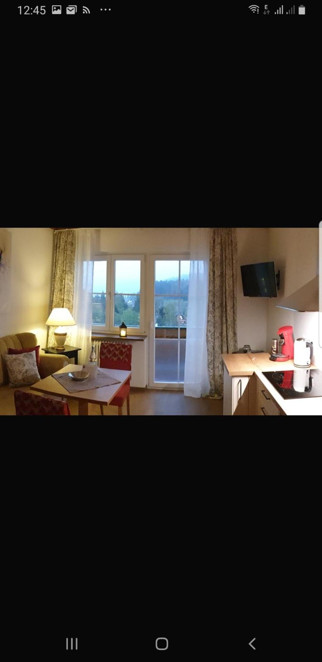 One-Bedroom Apartment with Balcony photo 2