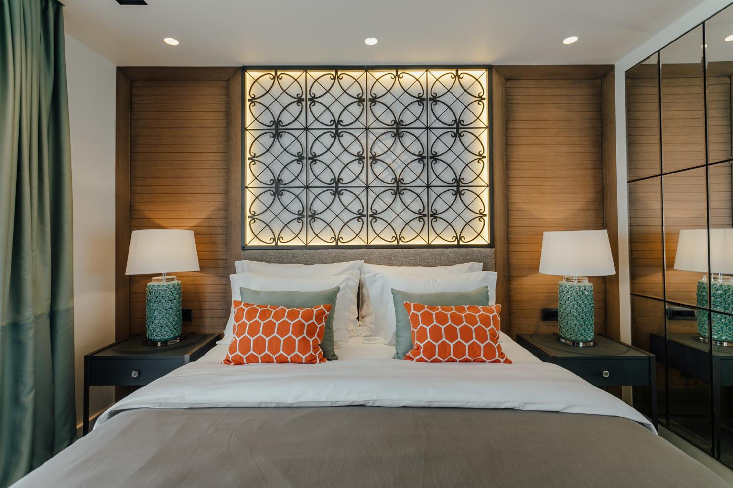 Deluxe Double Room with Sea View - Photo 21