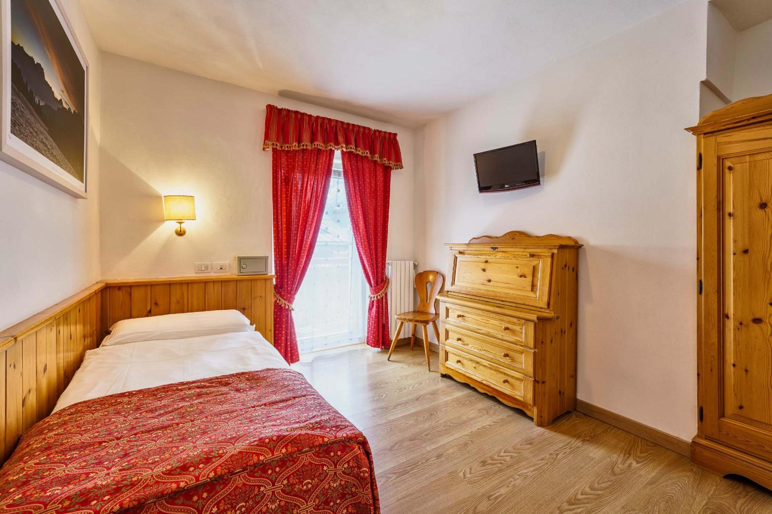 Single Room photo 2