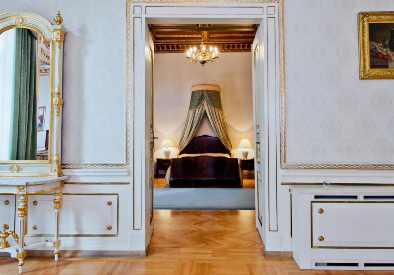 Palace Suite - Photo 1