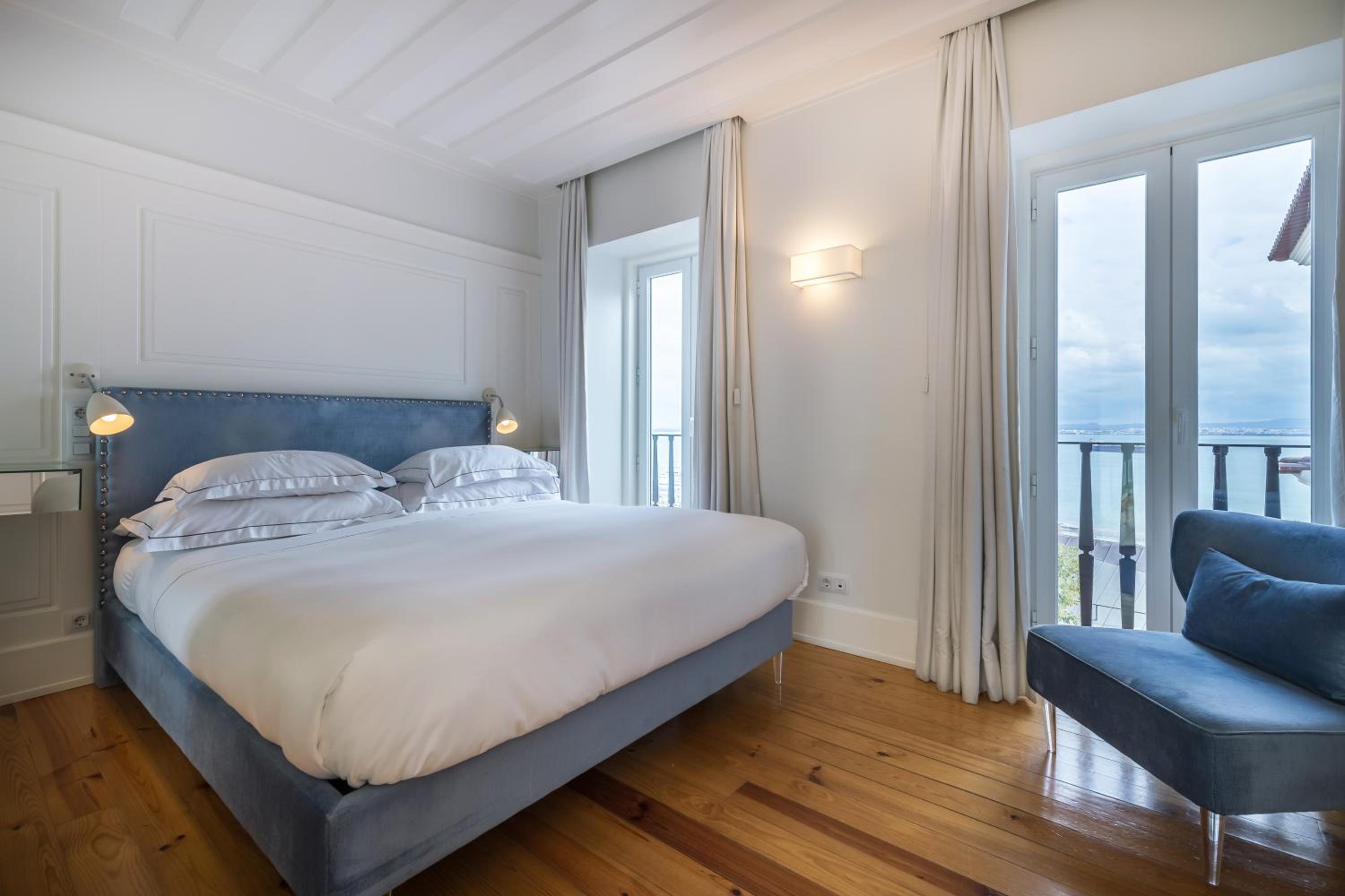 Standard Double Room with River View photo 3