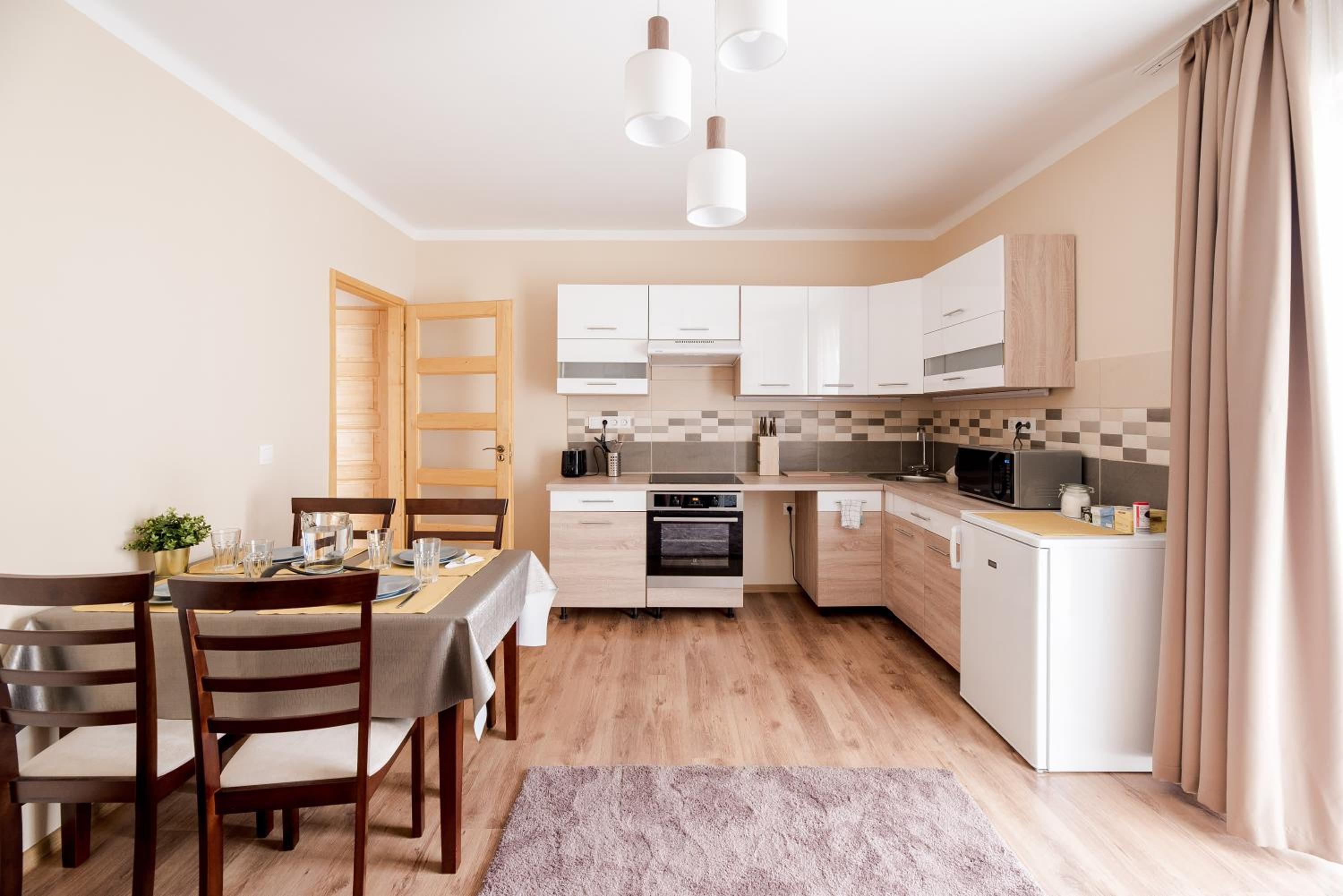 Two-Bedroom Apartment - Photo 25