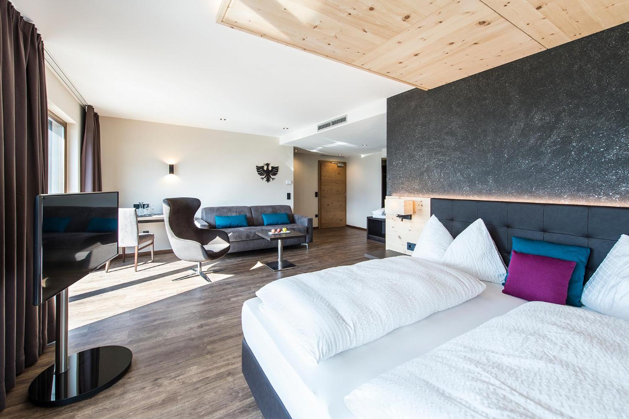 Junior Suite with Terrace photo 2