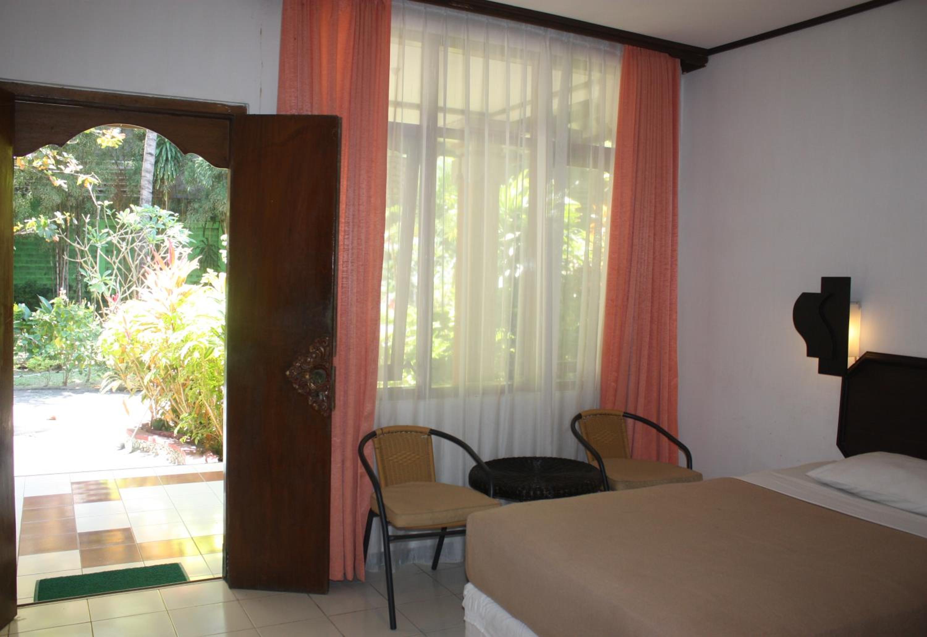 Deluxe Double or Twin Room - Photo 5