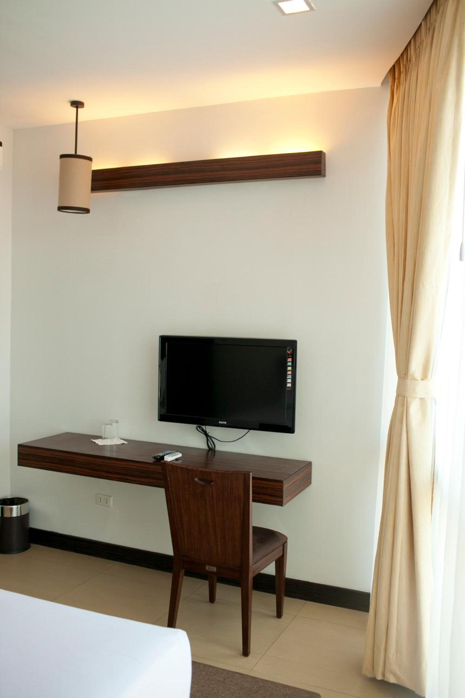 Deluxe Twin Room photo 3