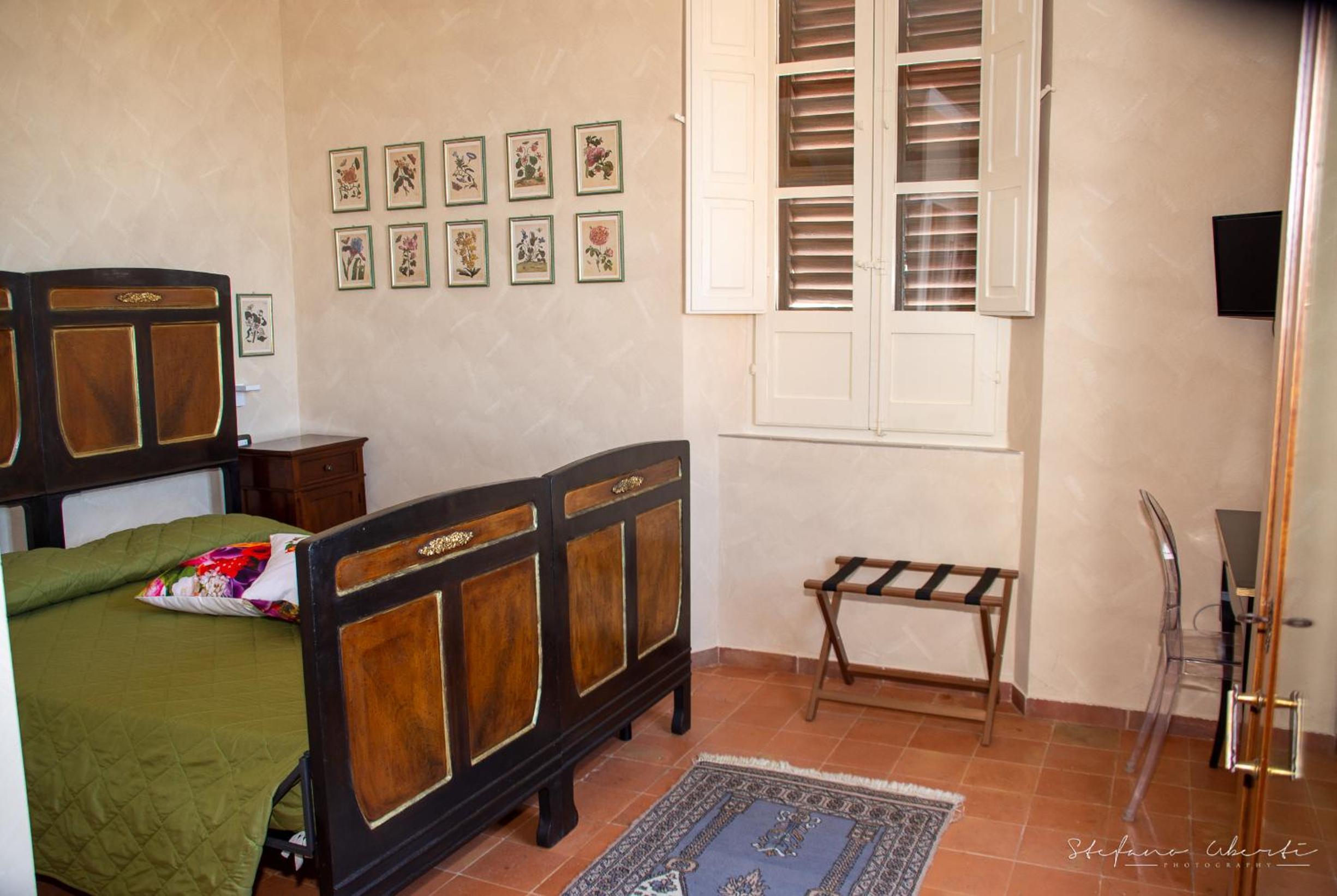 Deluxe Double Room with Balcony and Sea View photo 3