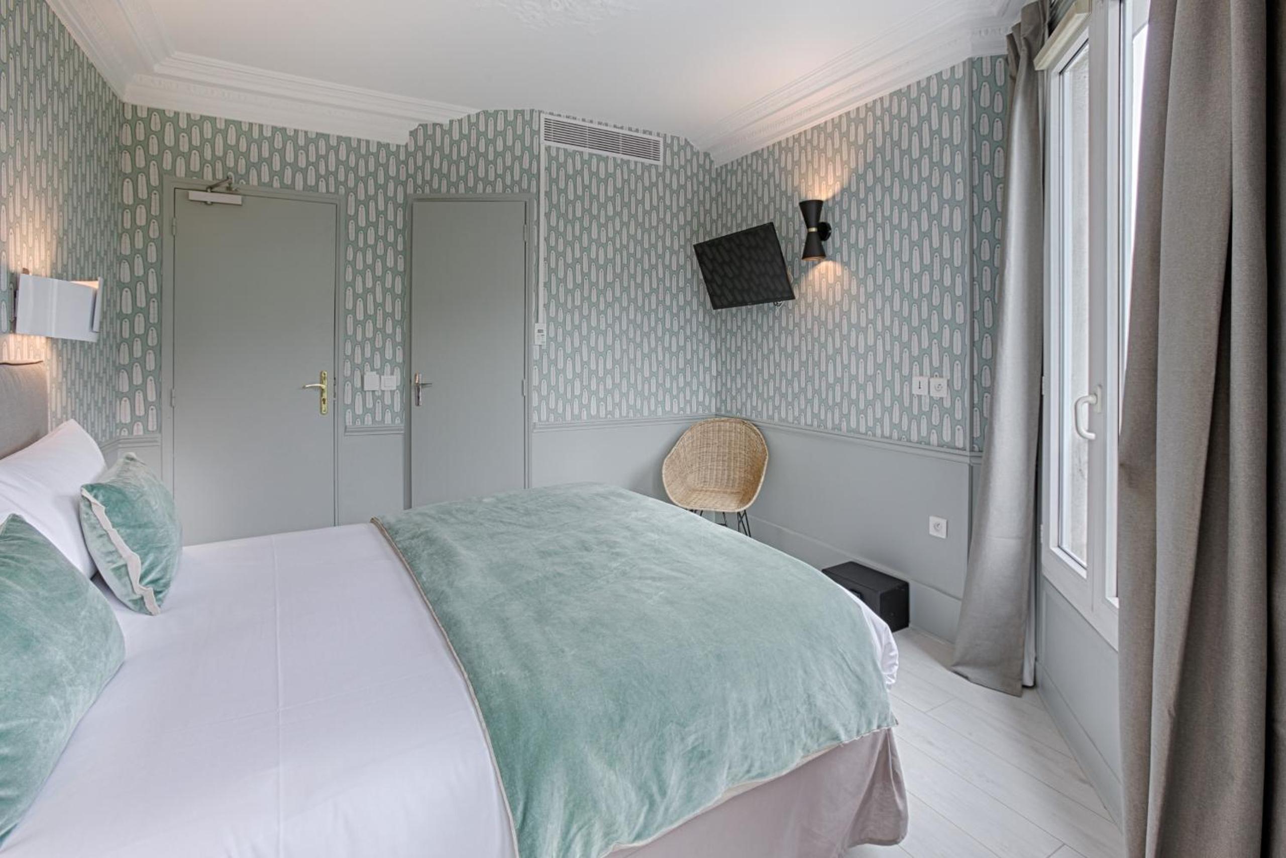 Double Room with Street View photo 1