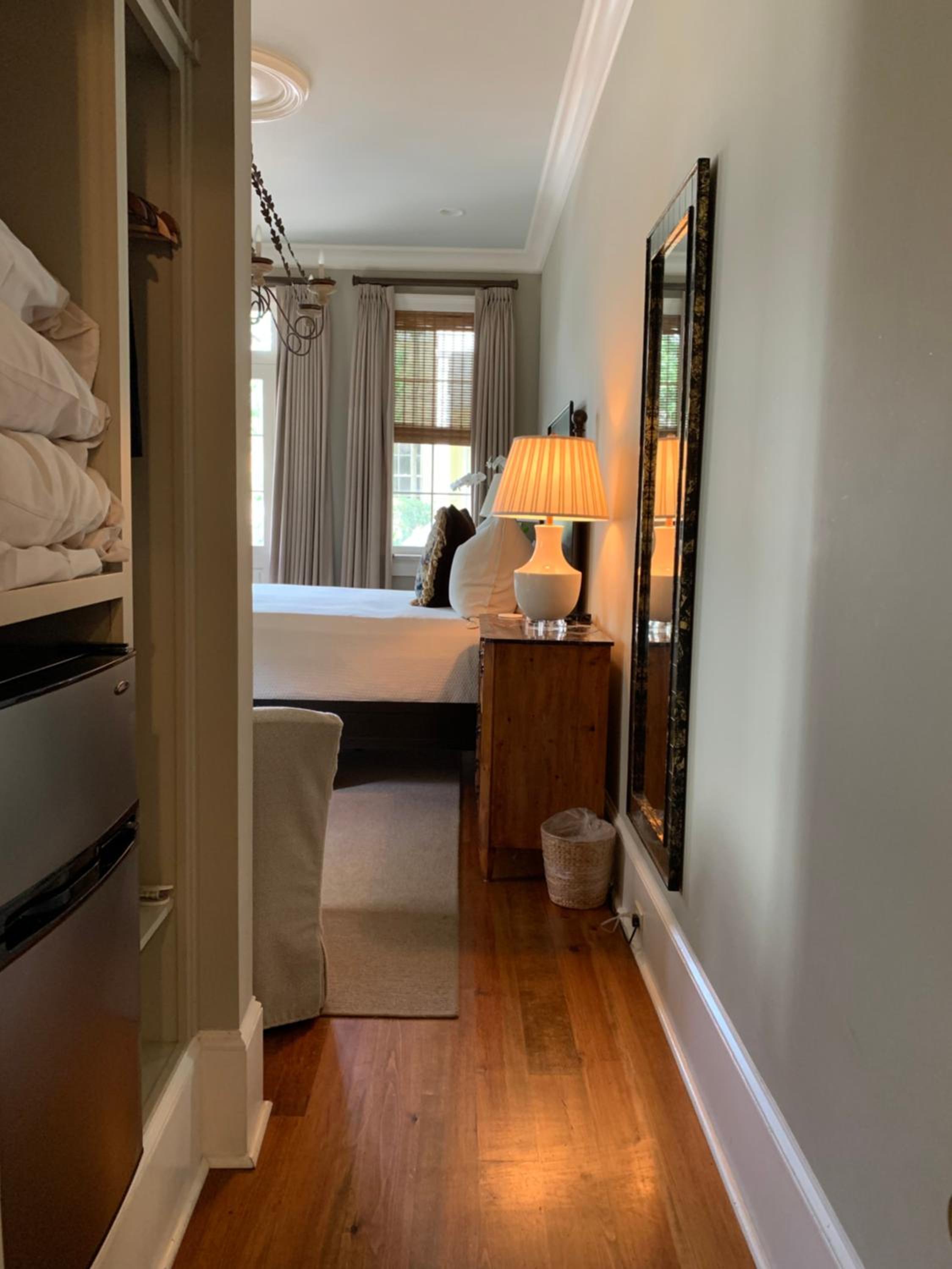 Deluxe King Room - Photo 3