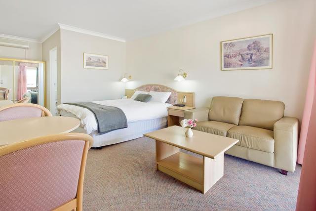 Executive Queen Room photo 3