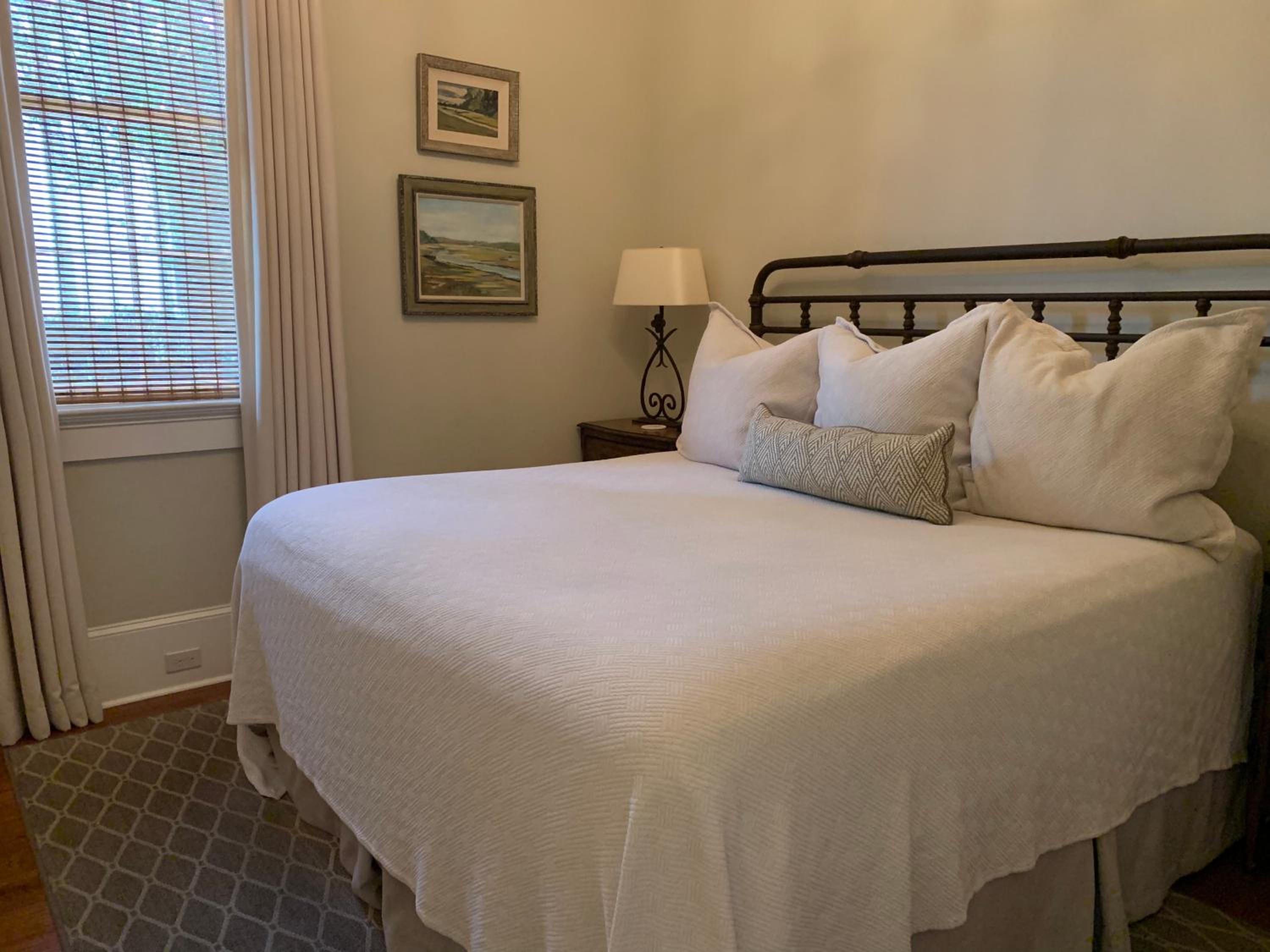 Deluxe King Suite - Photo 4
