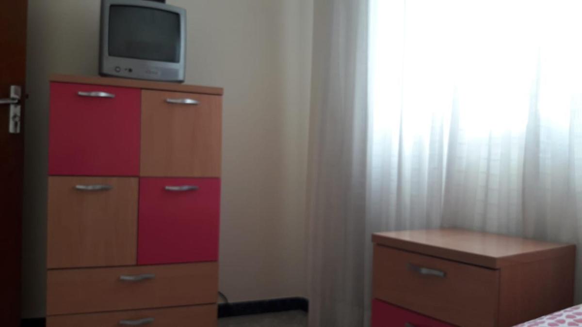 Small Single Room photo 1