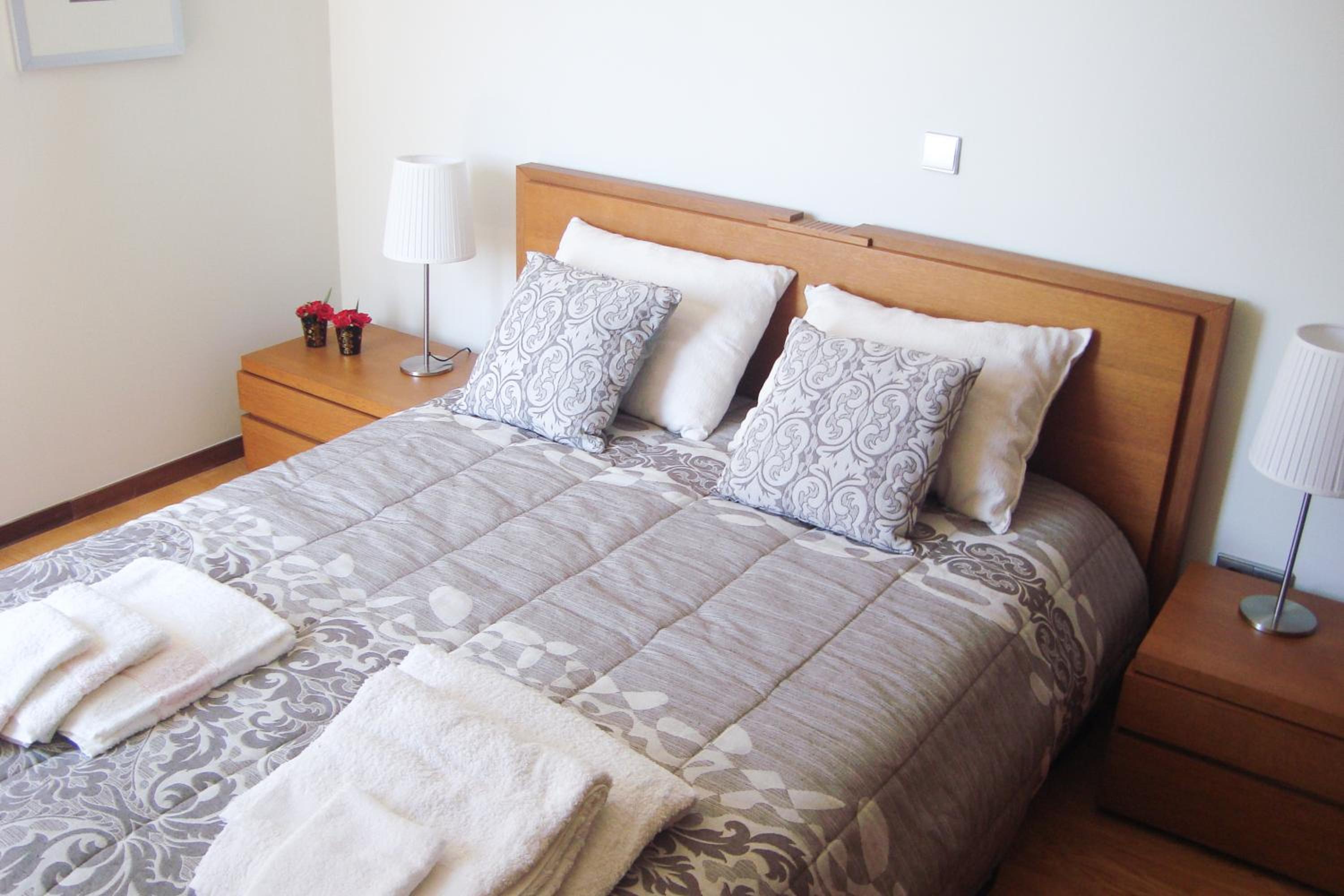 Two-Bedroom Apartment - Photo 36