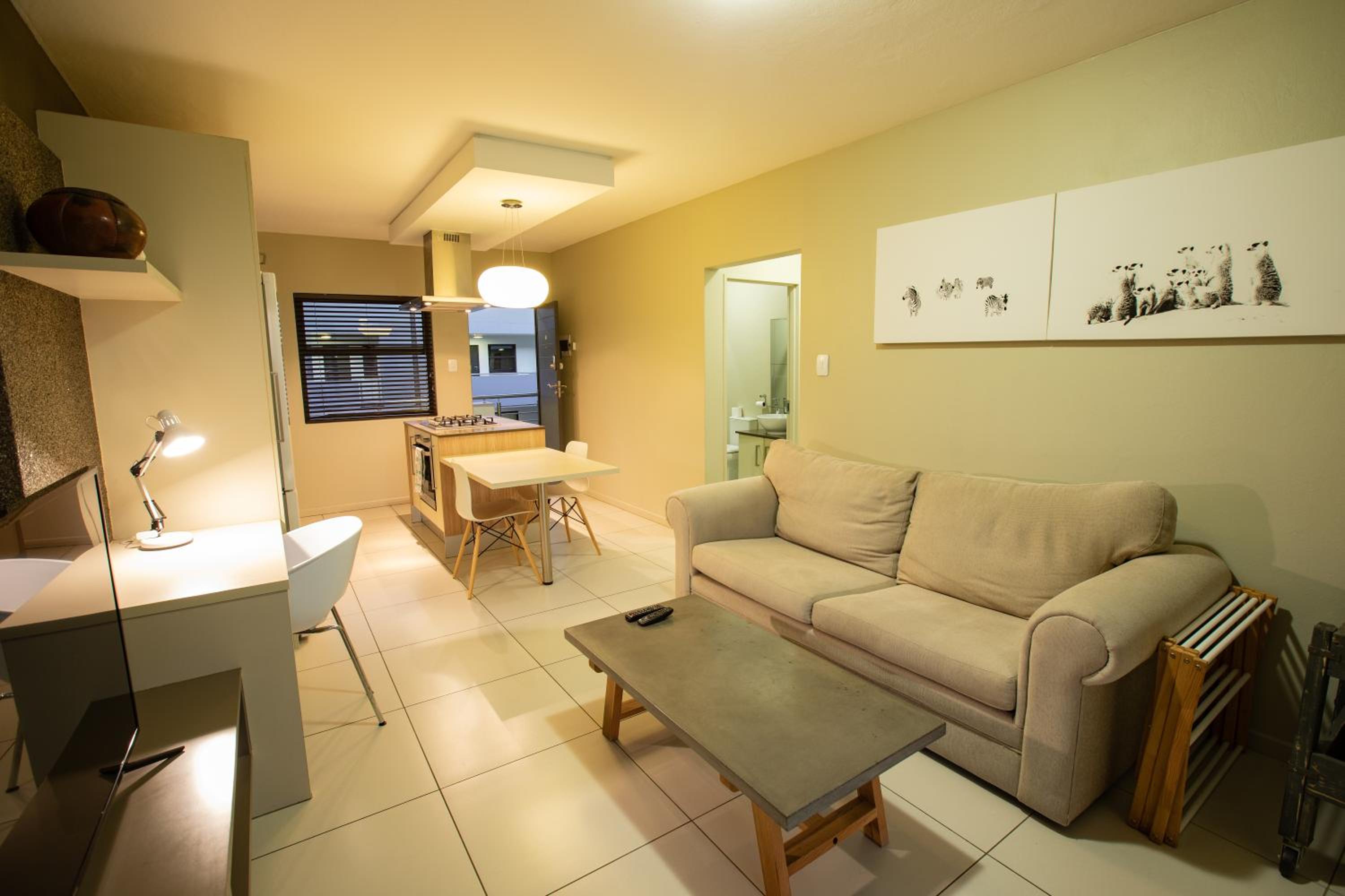 Apartment with Balcony photo 1