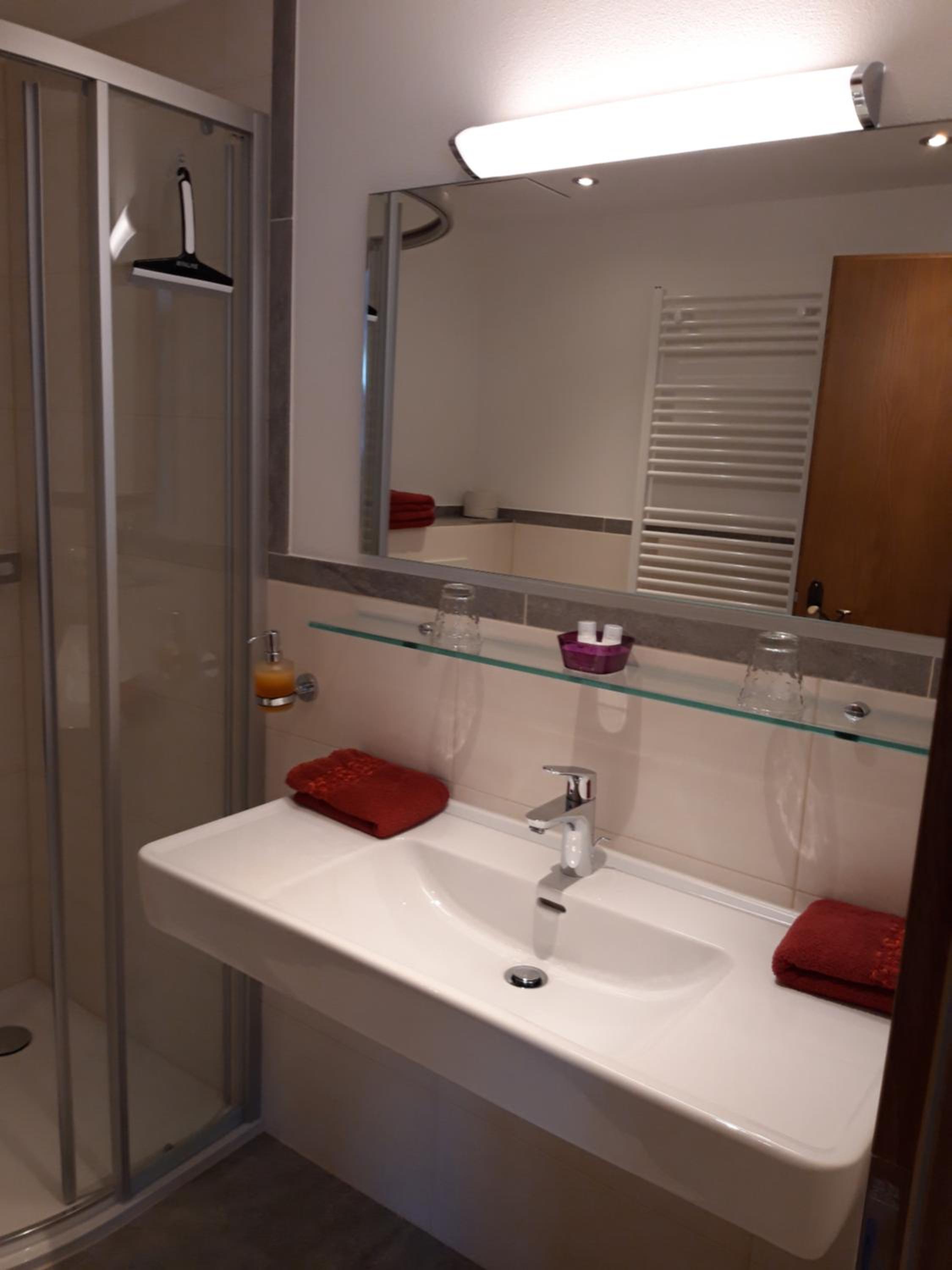 Triple Room with Shower photo 3