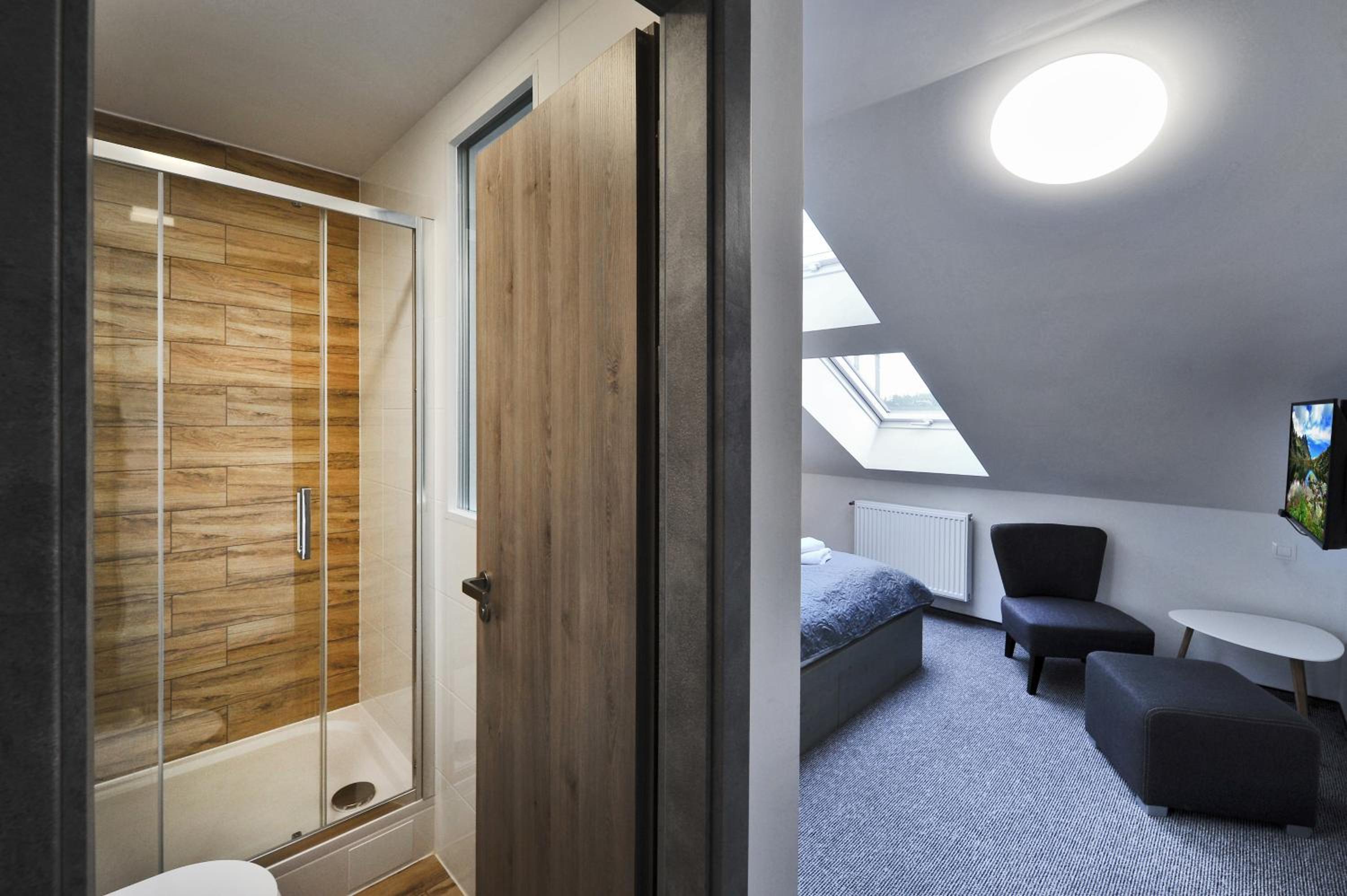 Double or Twin Room - Attic - Photo 5