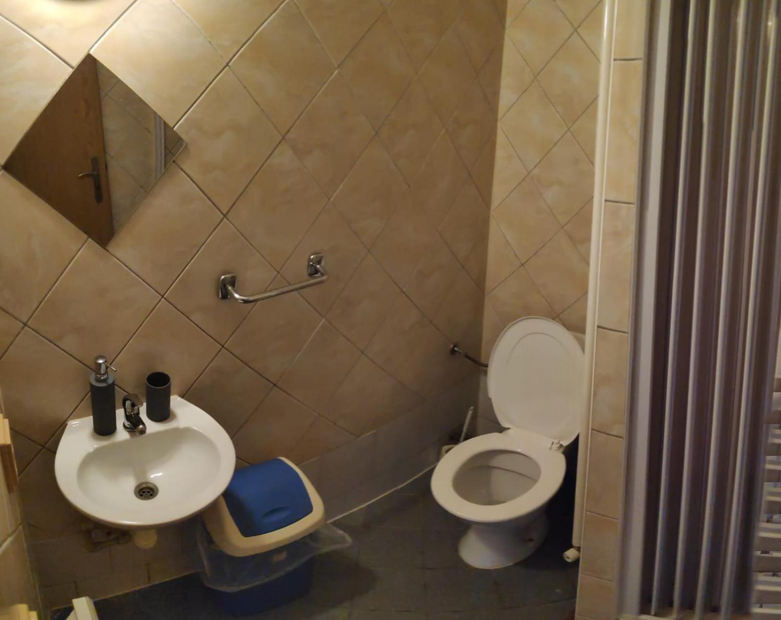 Family Room With Private Bathroom photo 2