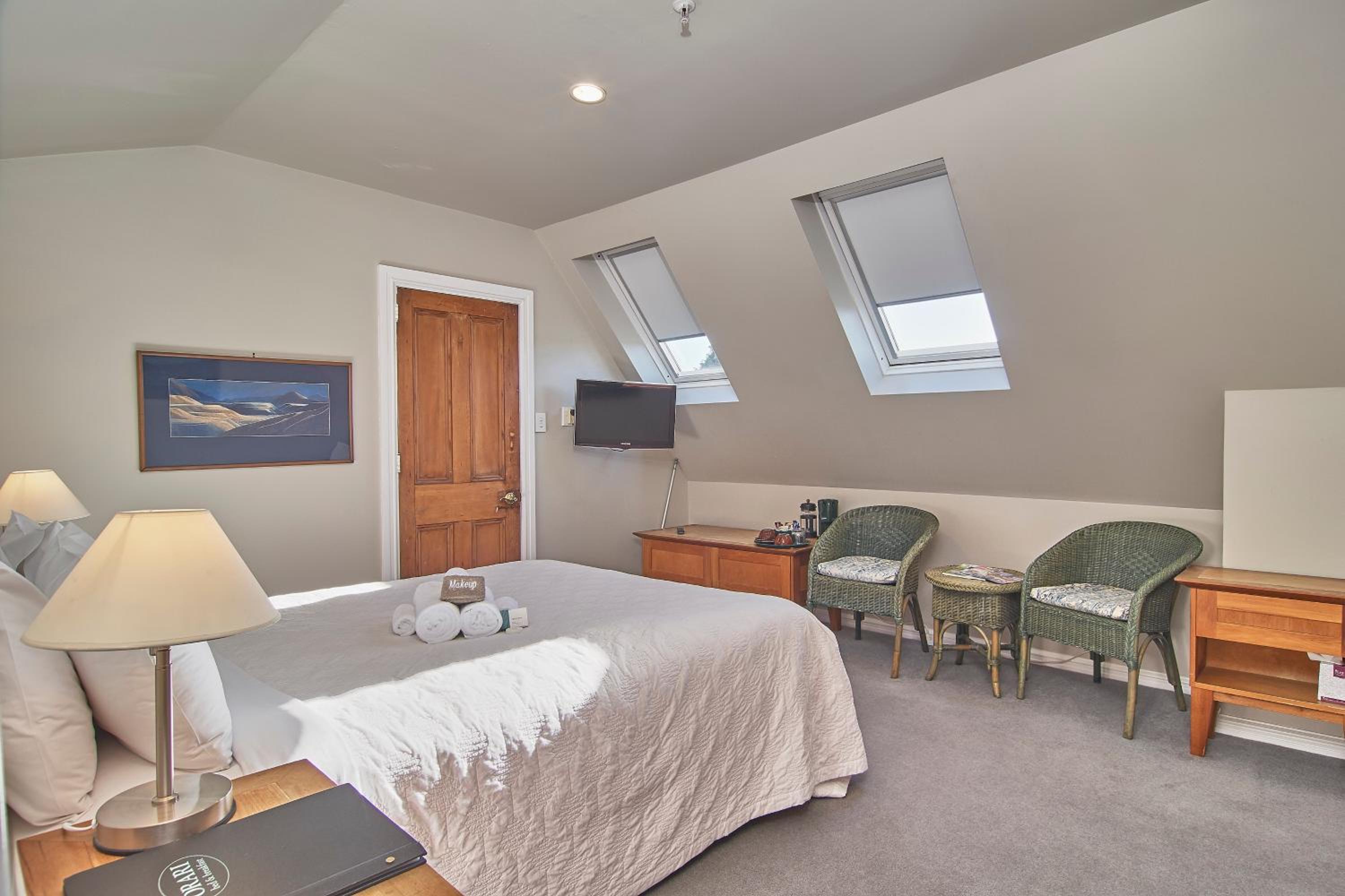 Double or Twin Room - Photo 2