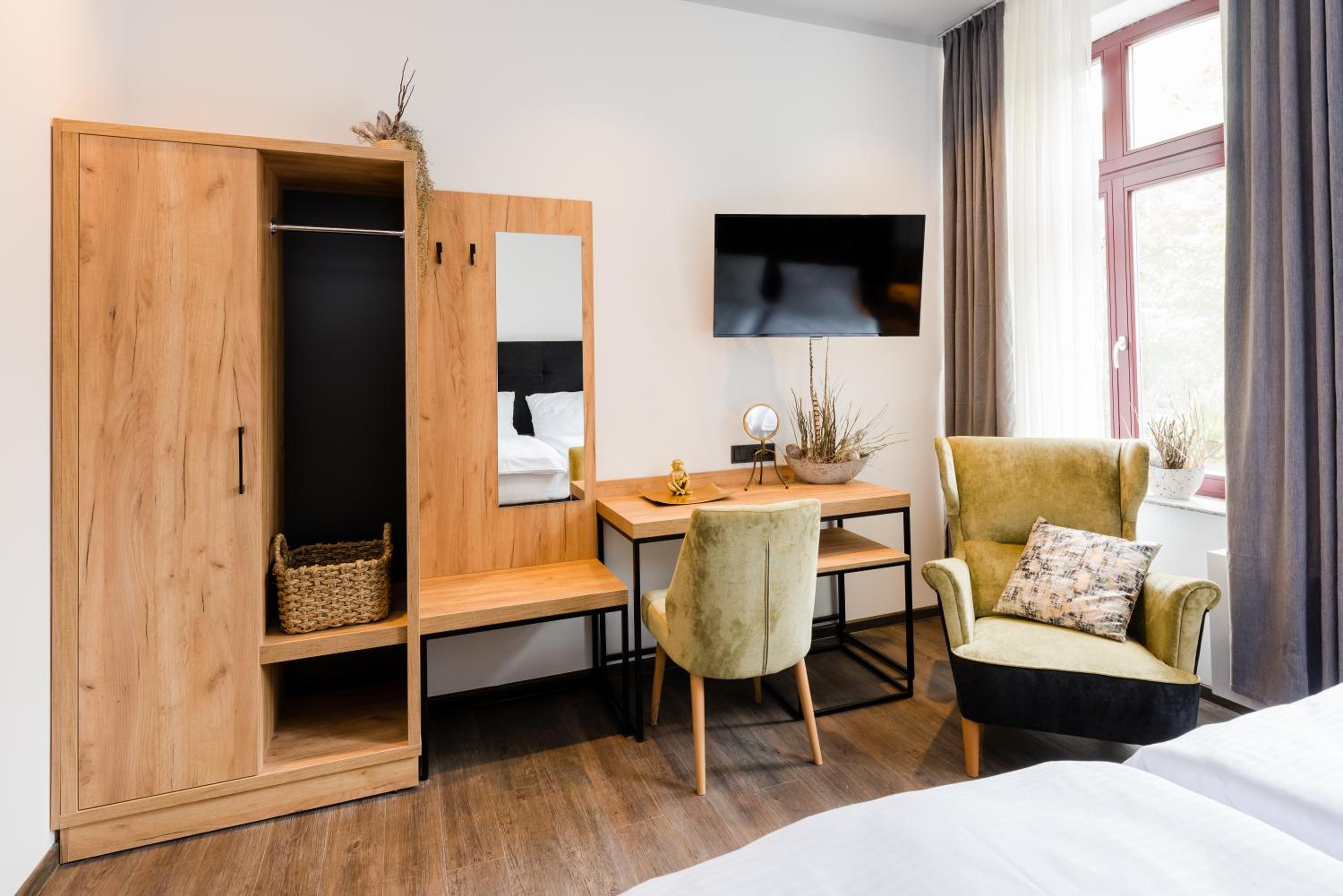 Double Room - Photo 8
