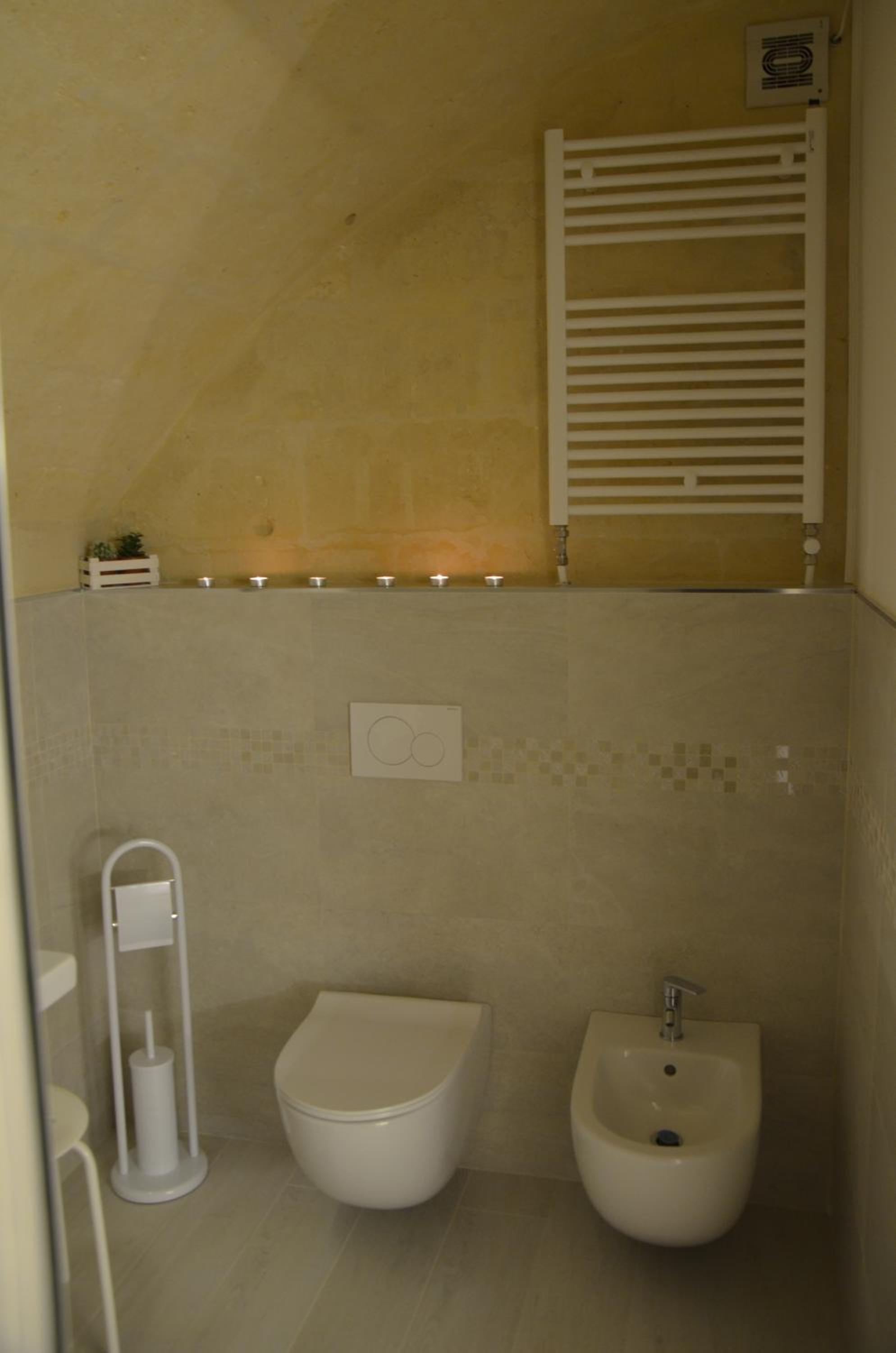 Large Double or Twin Room - Photo 7
