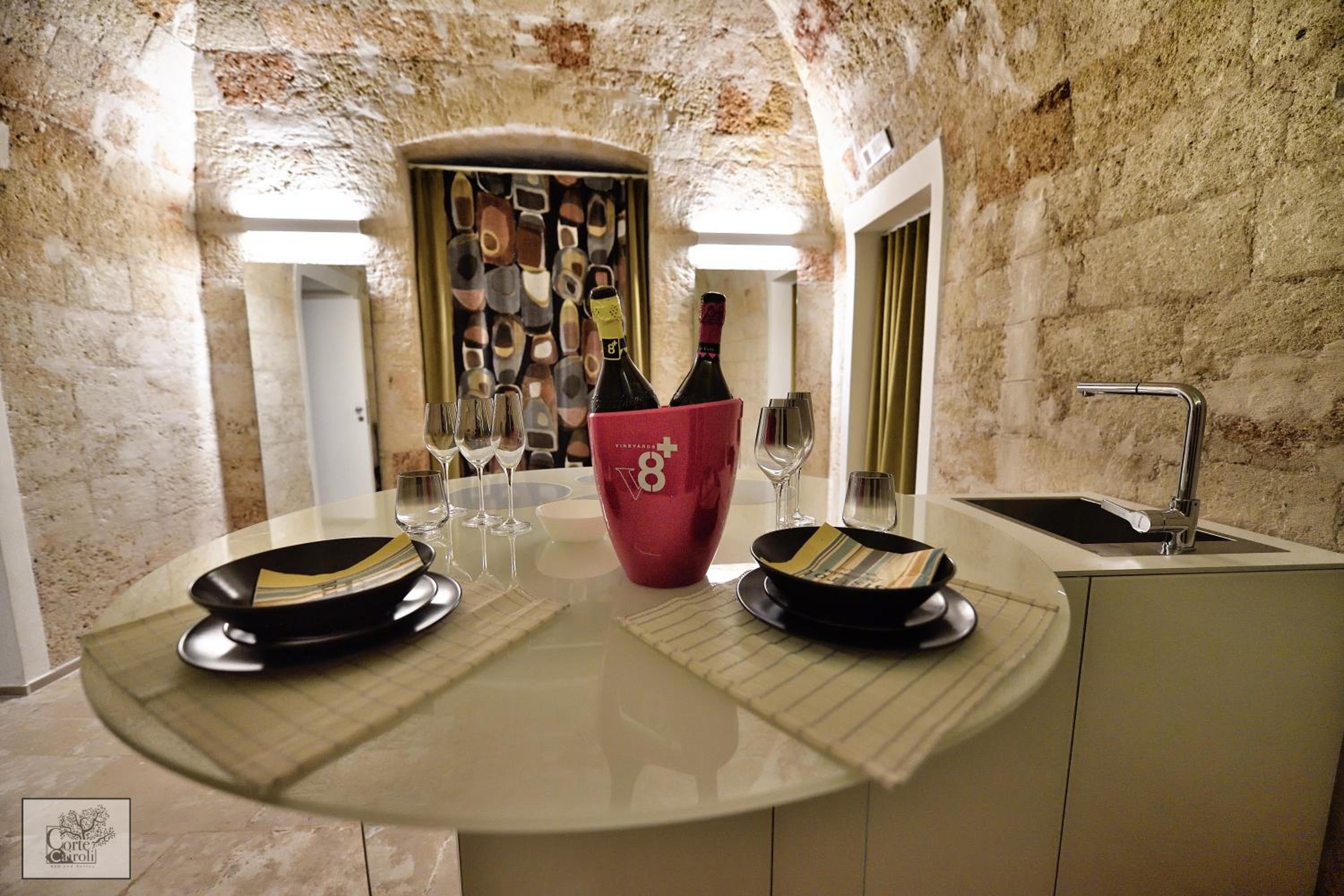 Superior King Room - Photo 6