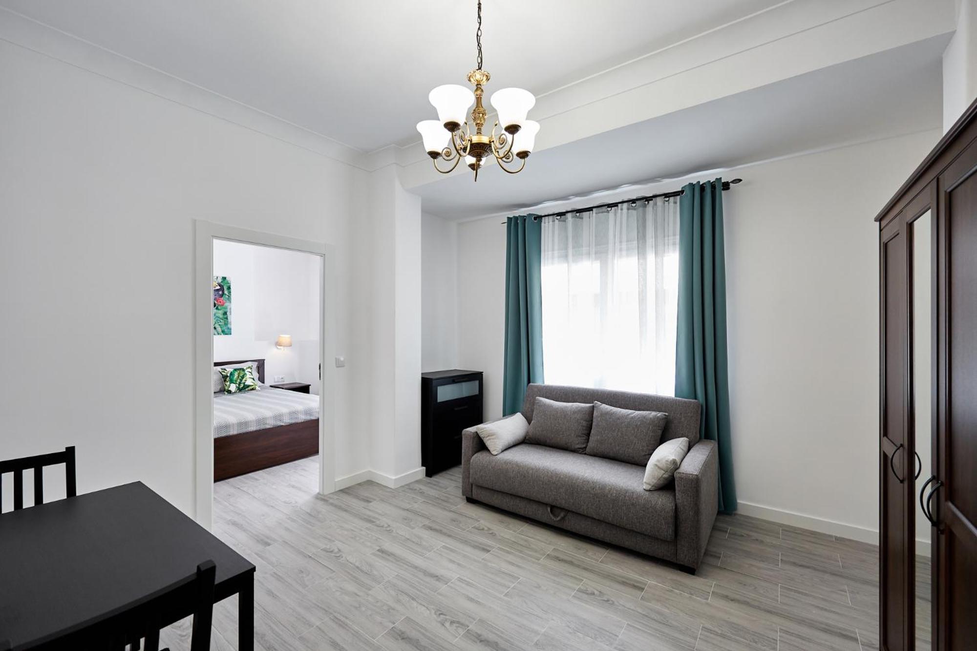 Family Room - Photo 45