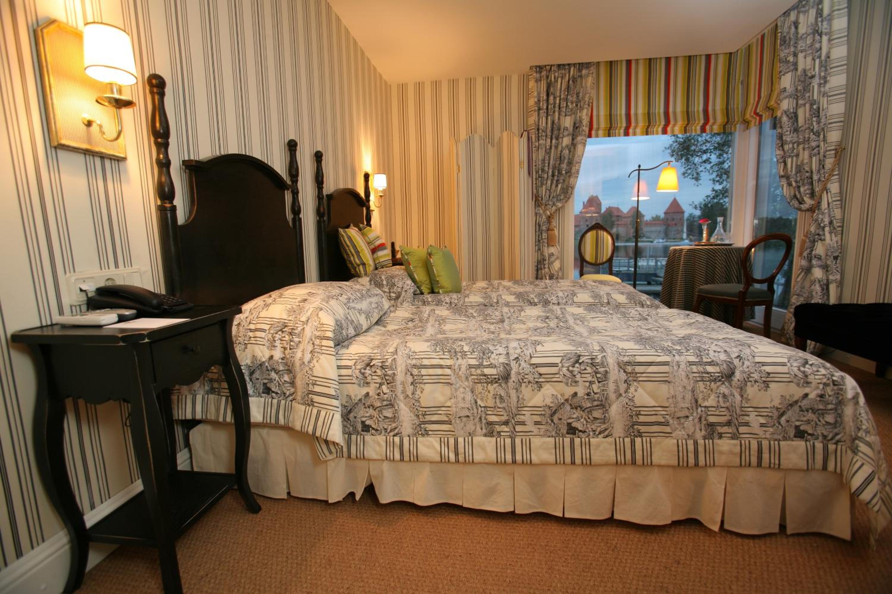 Double or Twin Room with Castle View - Photo 1