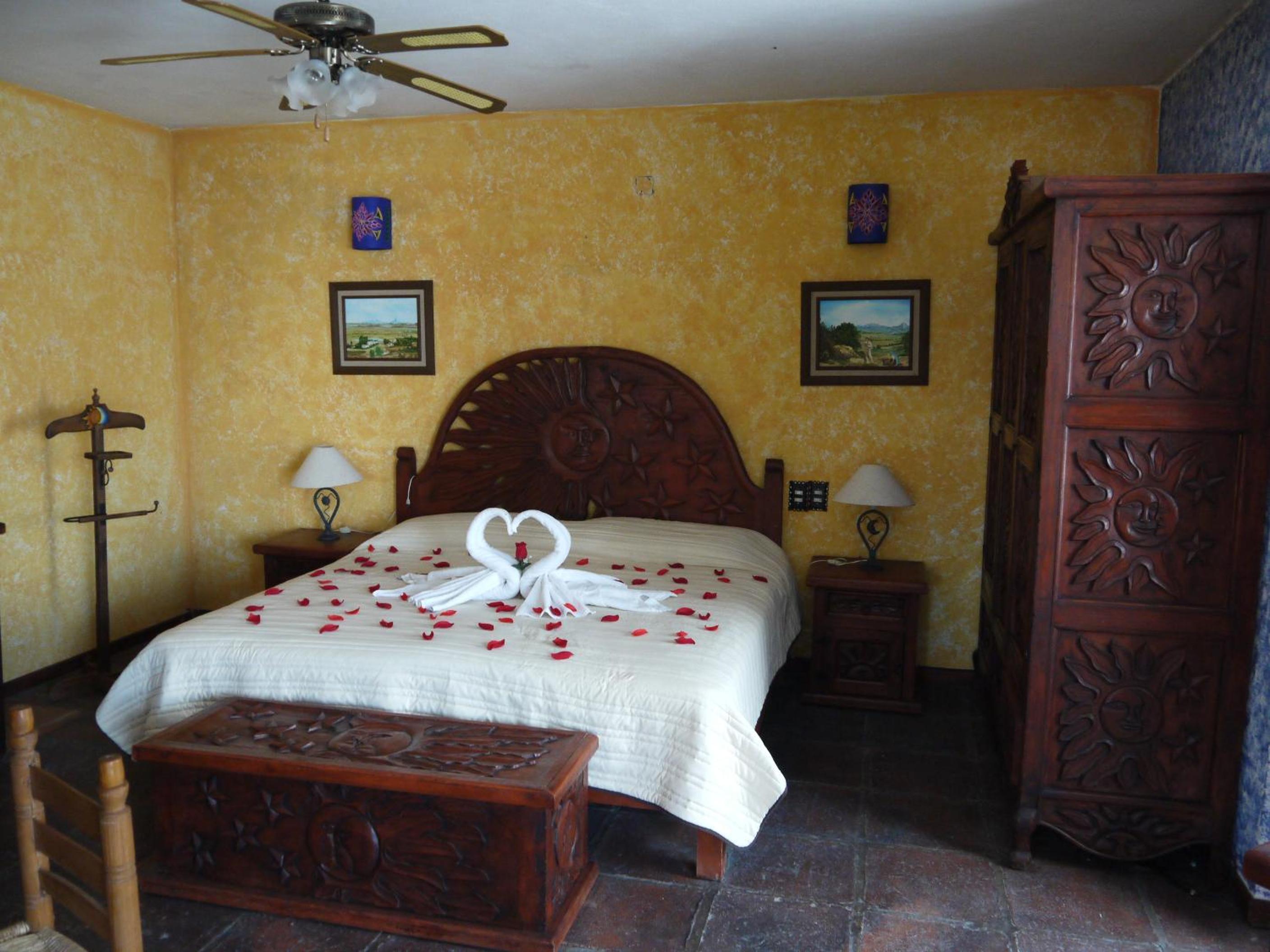 Suite with Lake View - Photo 1