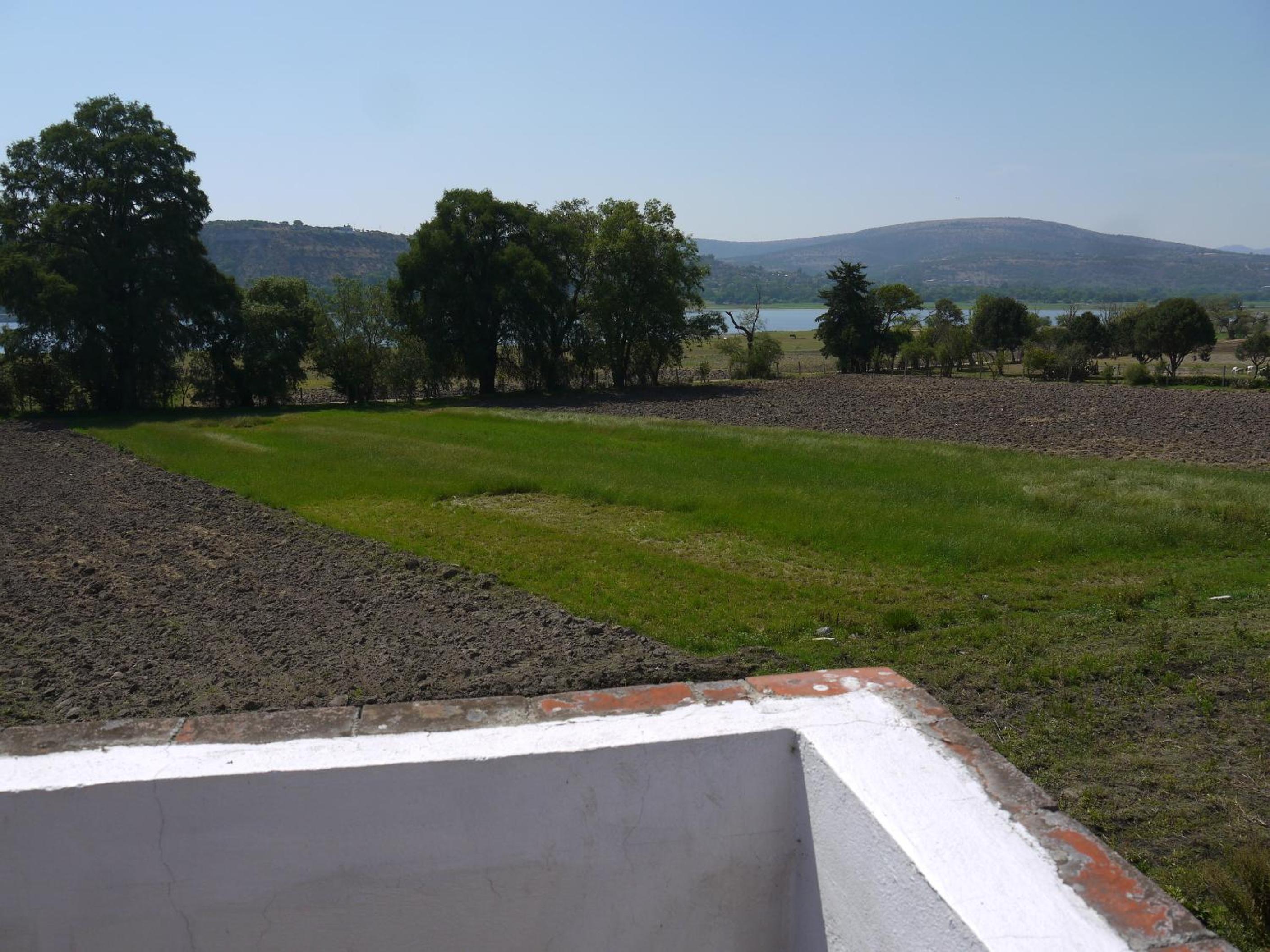 Suite with Lake View - Photo 2