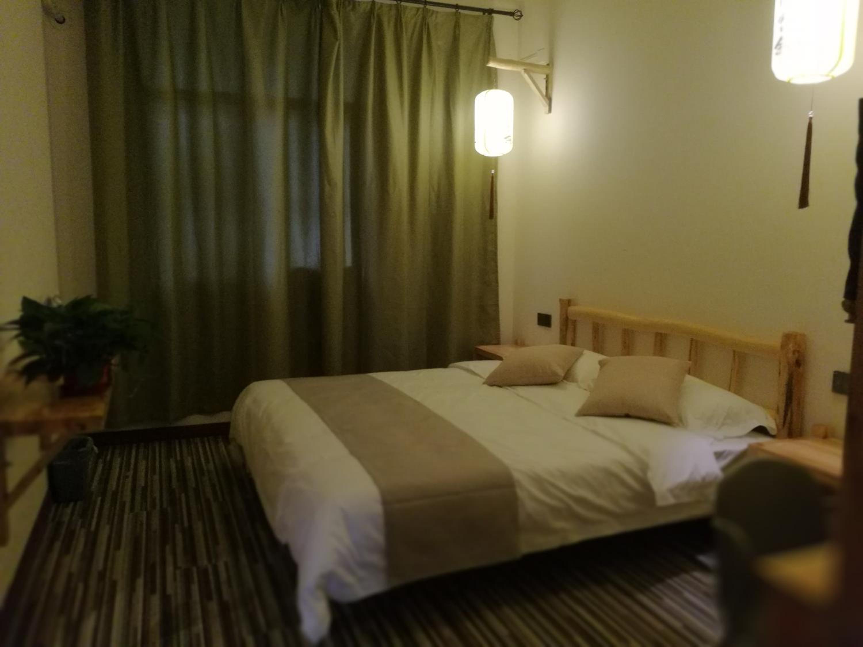 Budget Double Or Twin Room photo 2