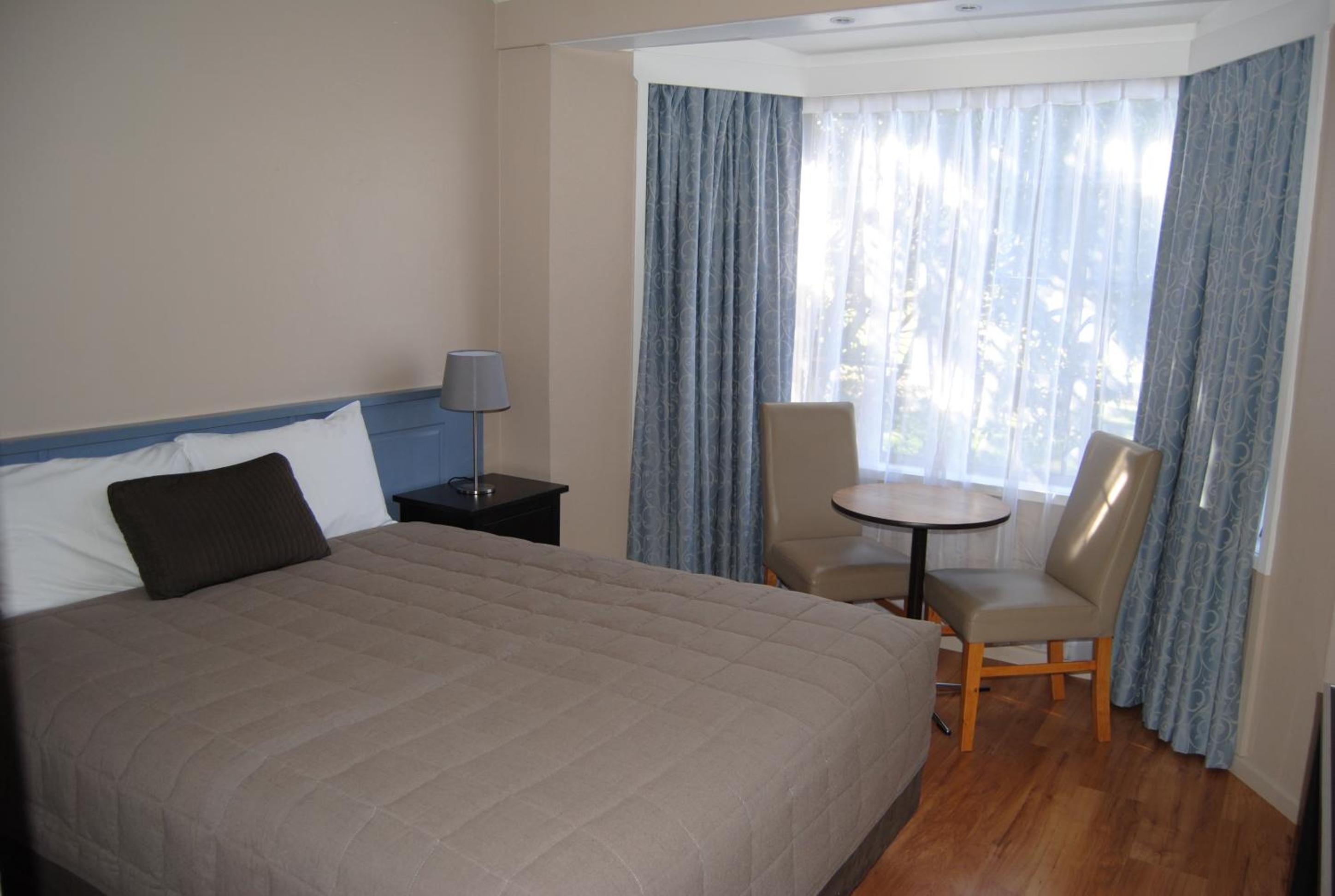 Standard Queen Room photo 1